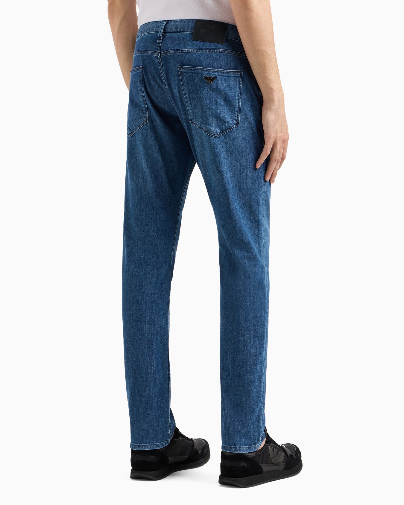 Jeans J06 in Slim Fit aus Denim 8 oz in Used-Wash-Optik Folie 2