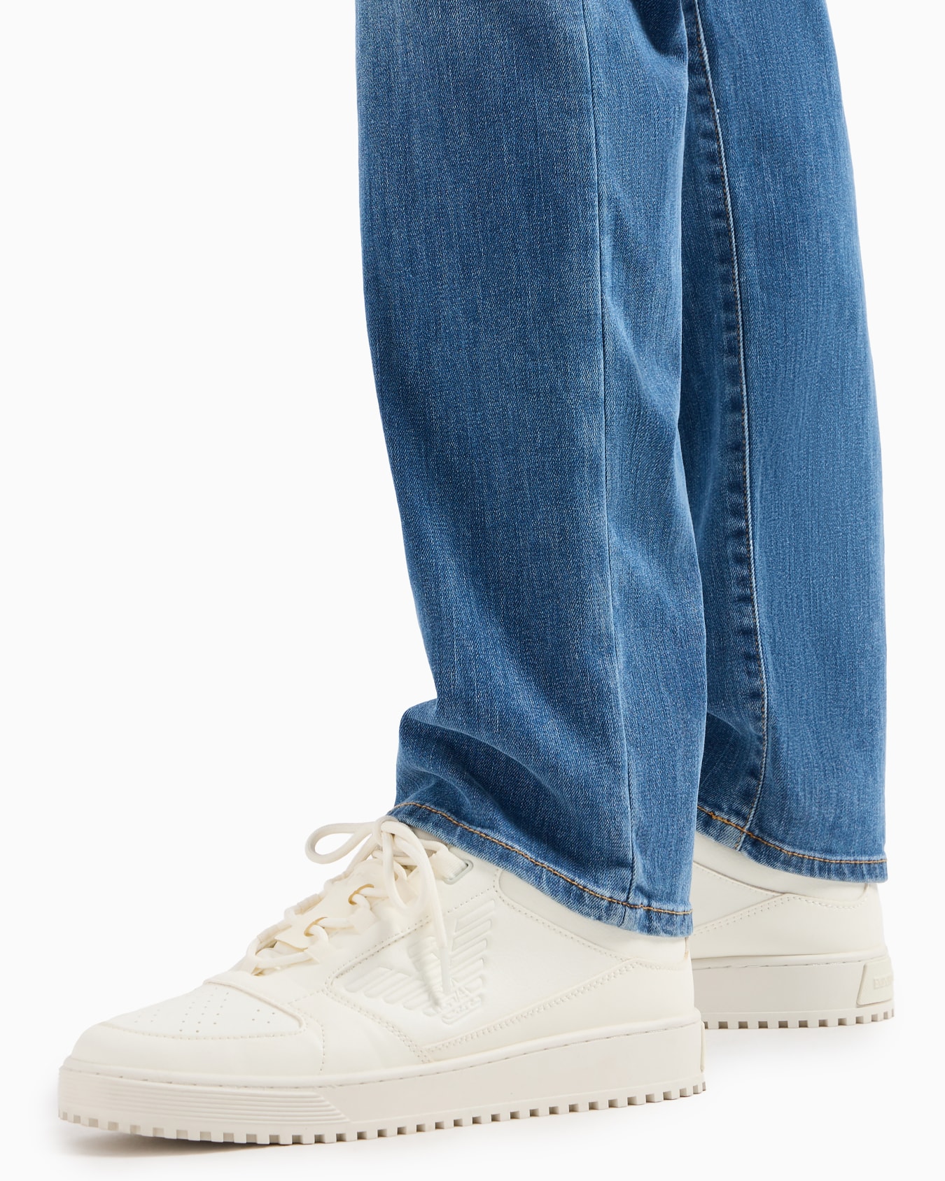 J21 Regular-fit jeans in washed 11.5 oz comfort denim Slide 4