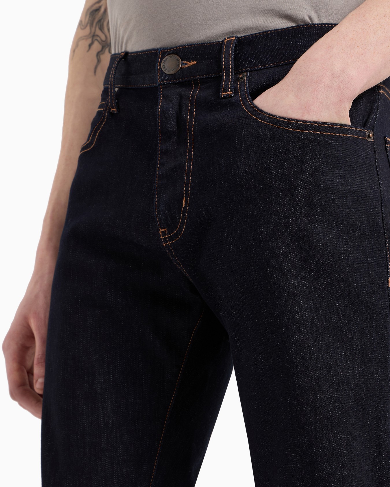 J45 Regular-fit, washed twill 11.5 oz comfort-denim jeans Slide 4