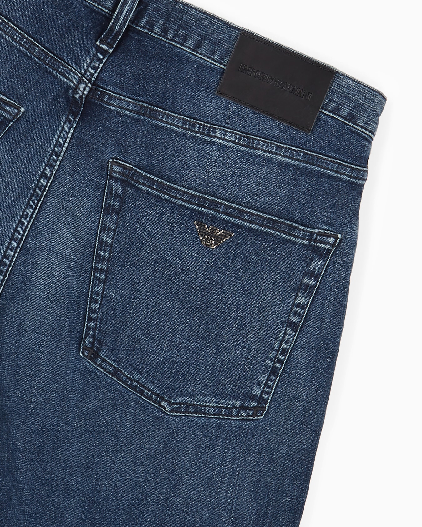 J45 Regular-fit jeans in comfort-twill denim Slide 6