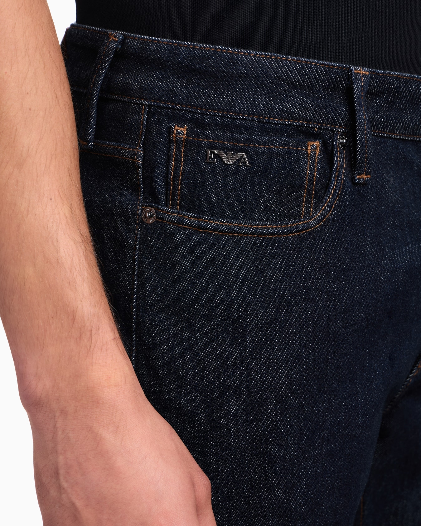 J75 slim-fit rinse-wash denim jeans Slide 4