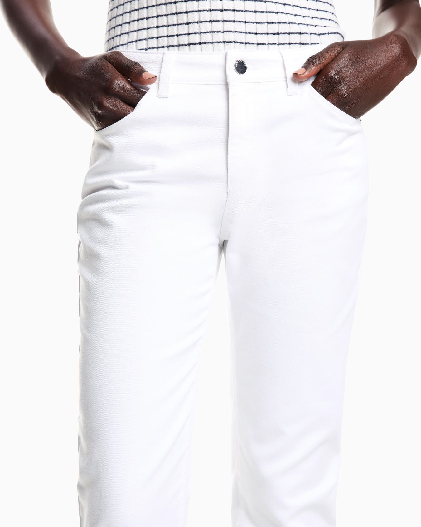 J18 Jeans aus Comfort-Denim mit hoher Taille Essential Folie 6