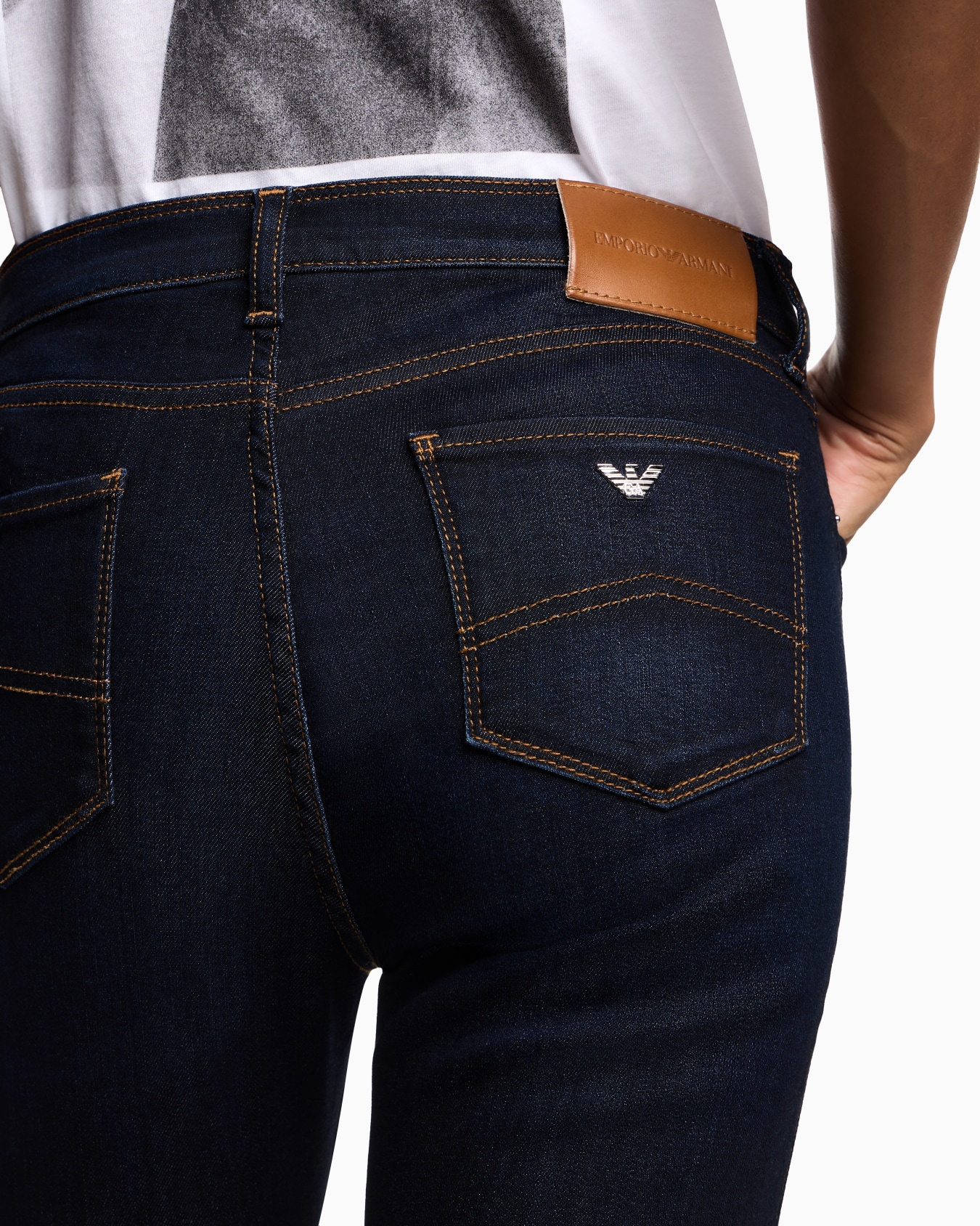 J20 high-waisted super-skinny leg jeans in viscose denim Slide 4