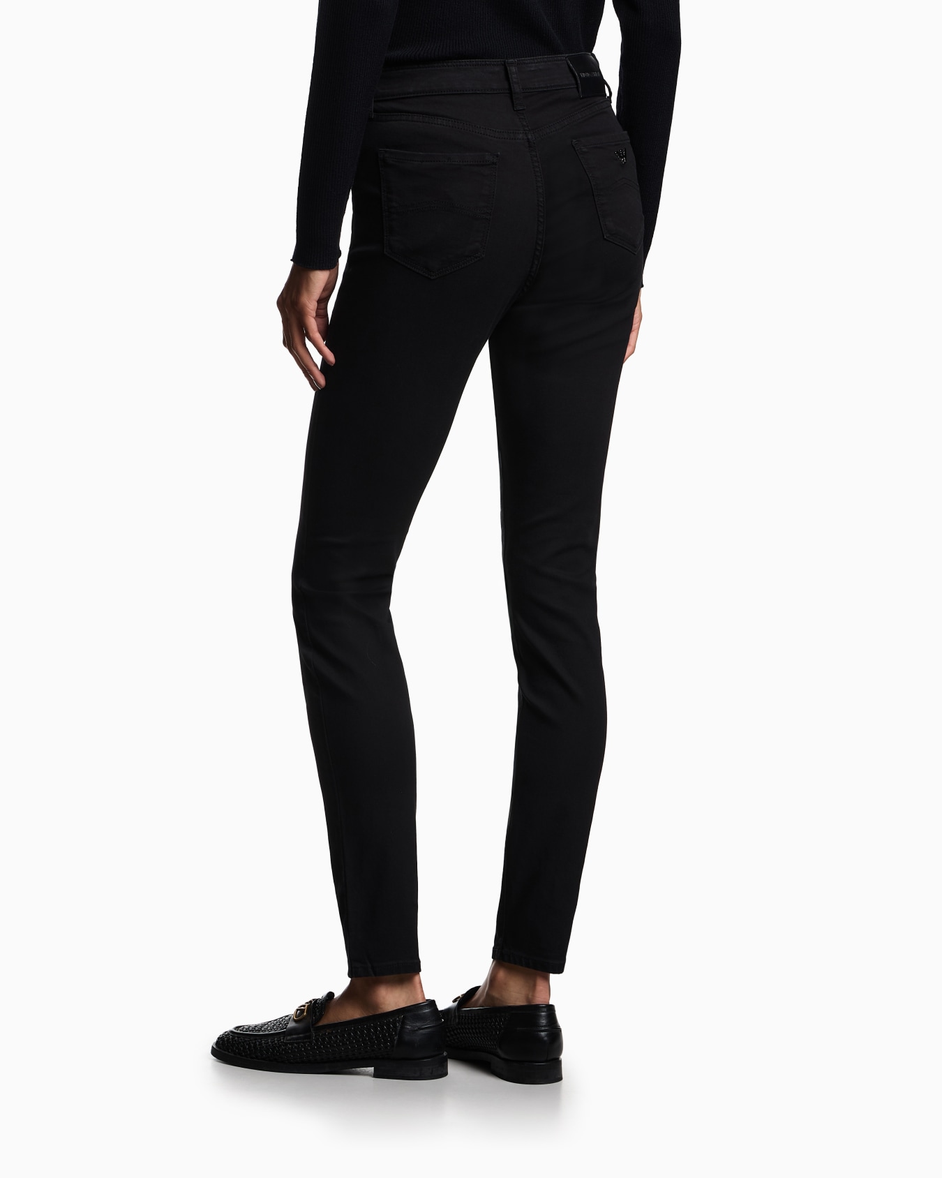 Jeans J20 mit hohem Bund und sehr schmalem Bein aus Stretch-Denim Folie 2