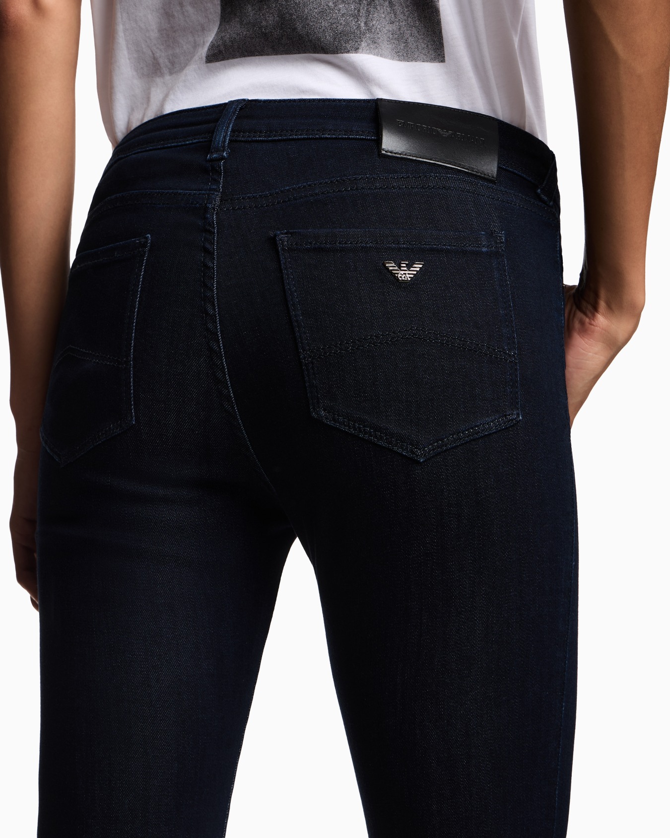 J28 High-waisted super-skinny leg jeans in a viscose-blend denim Slide 4