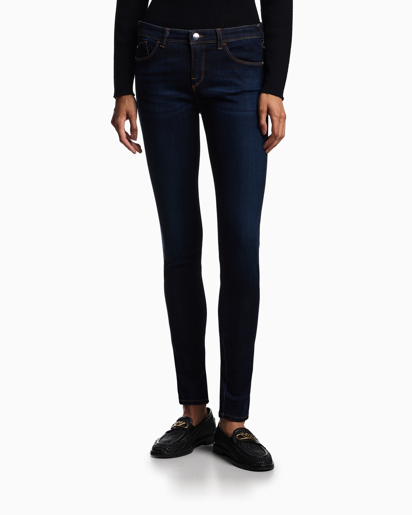 J28 Skinny jeans in viscose-blend stretch denim Slide 3