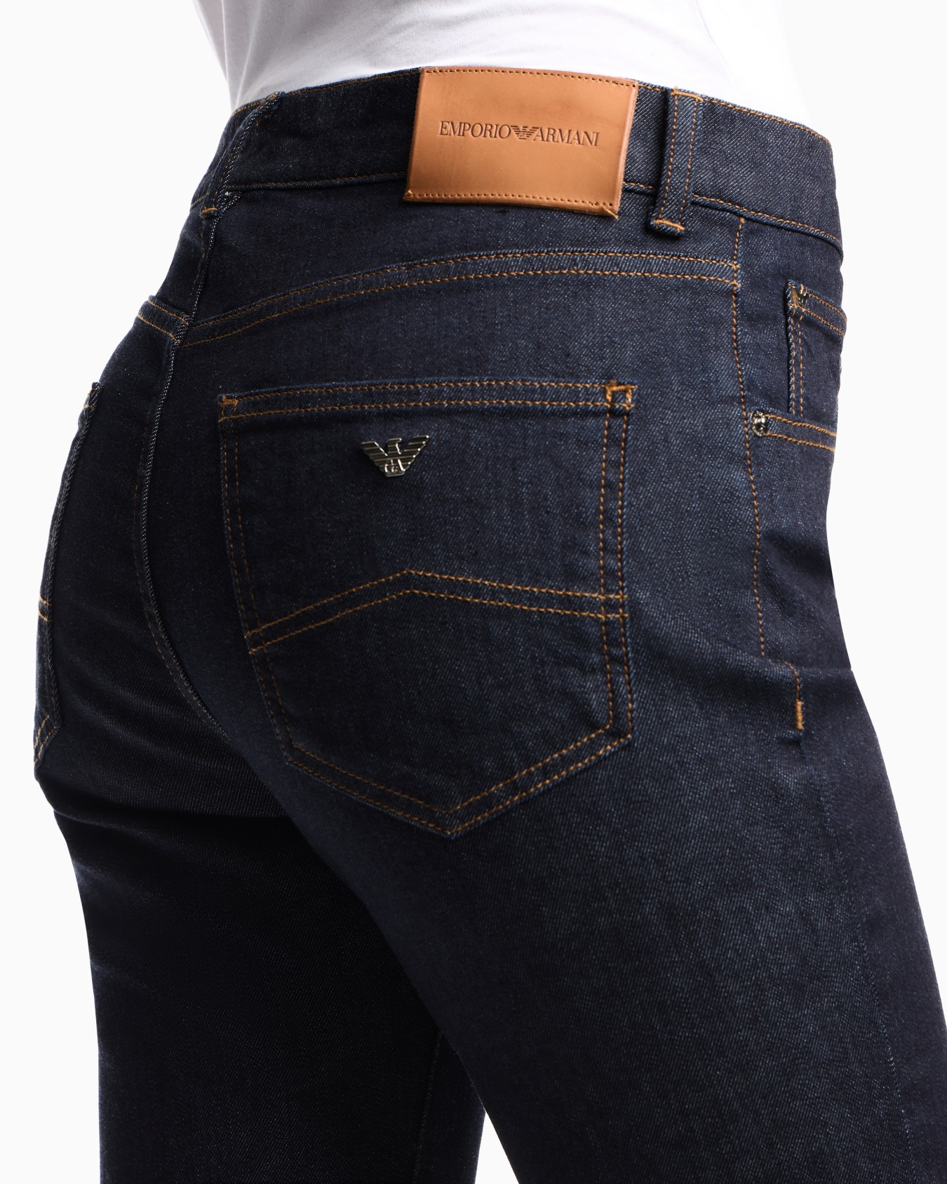Jean J47 coupe slim en denim mercerisé confortable Diapositive 6