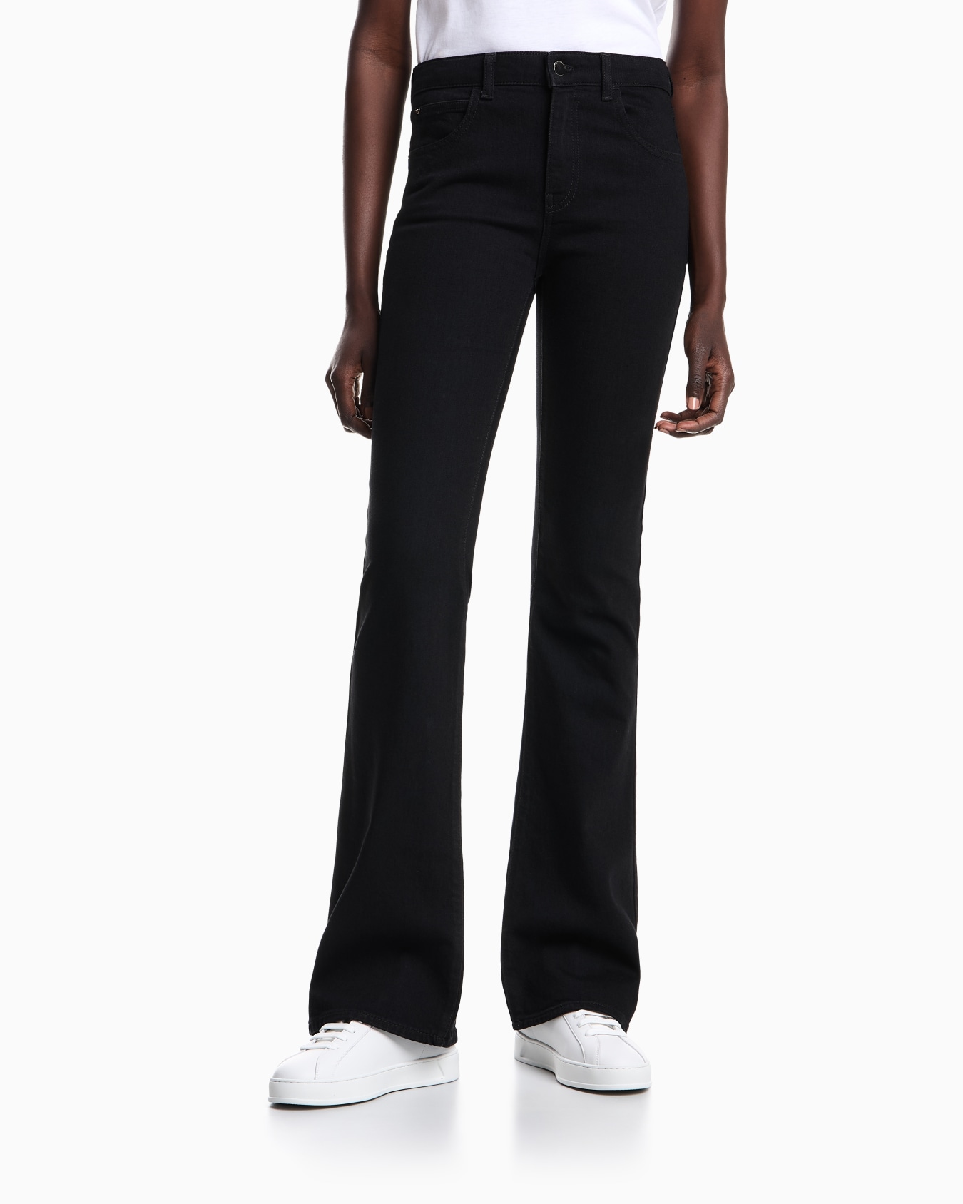 Jeans J47 vita medio alta e gamba svasata in comfort denim Slide 3