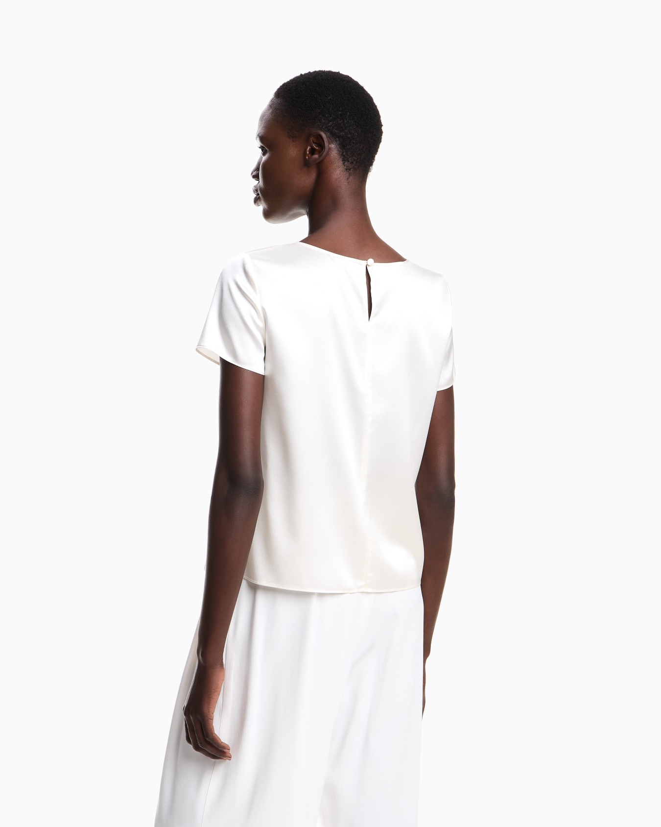 Bluse Seidensatin mit kurzen Ärmeln und Rundhals Essential Folie 5
