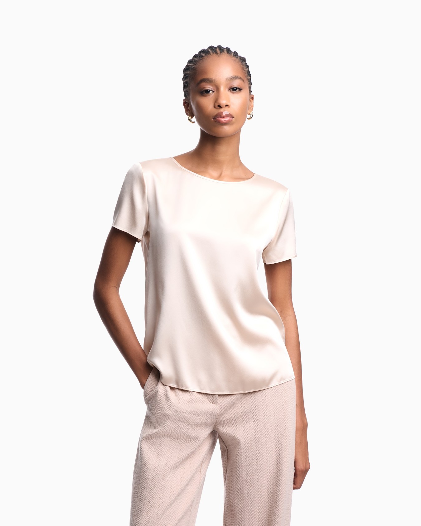 Blouse à manches courtes en satin de soie Diapositive 3