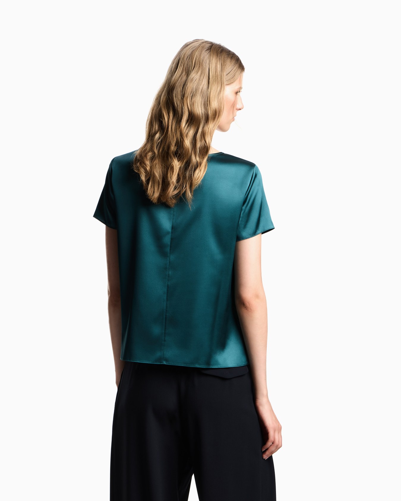 Bluse mit kurzen Ärmeln aus Seidensatin Folie 2