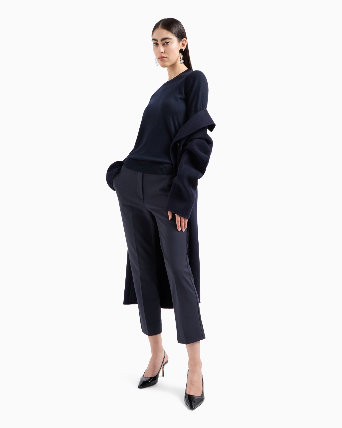 Short-sleeved jumper in plain-knit pure virgin wool Slide 3