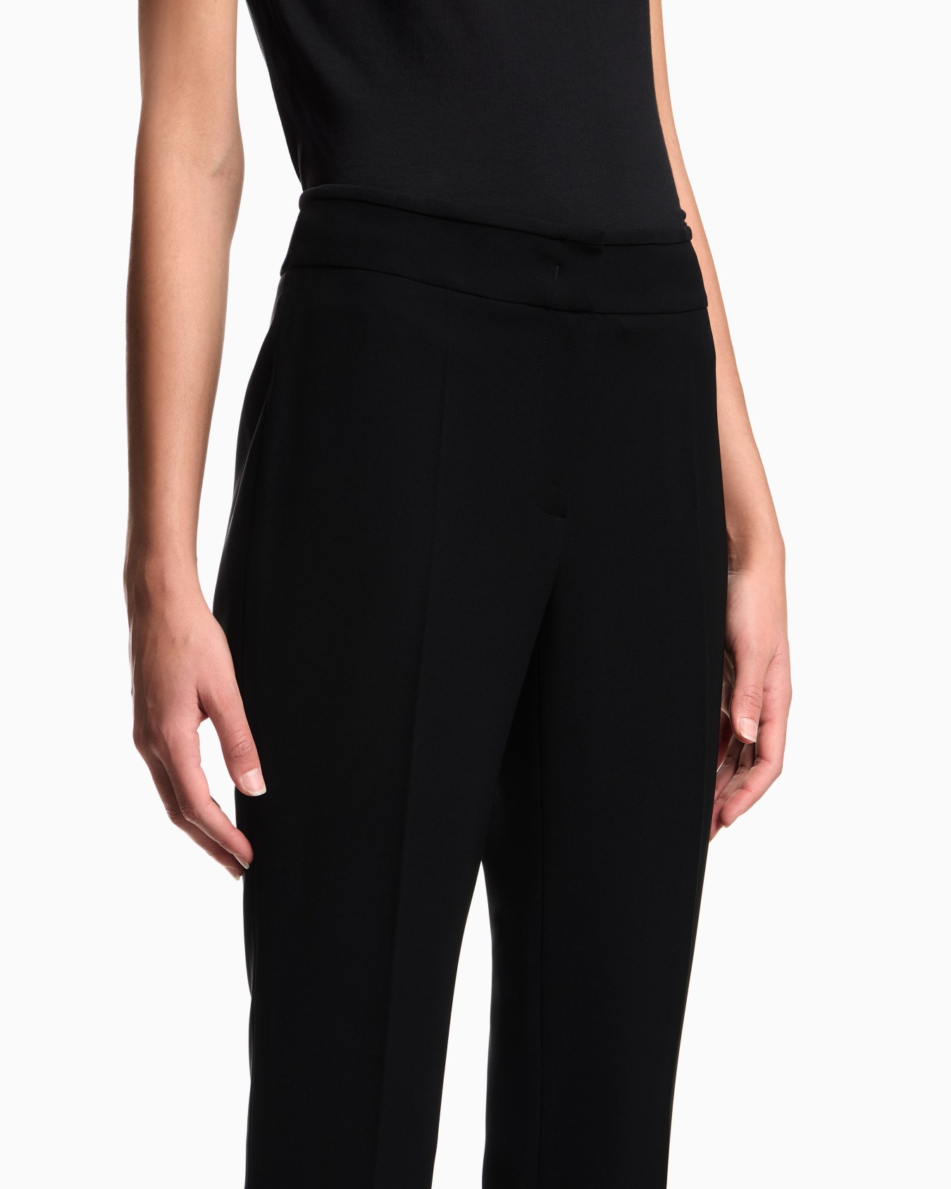 Technical cady flared 7/8 trousers Slide 4