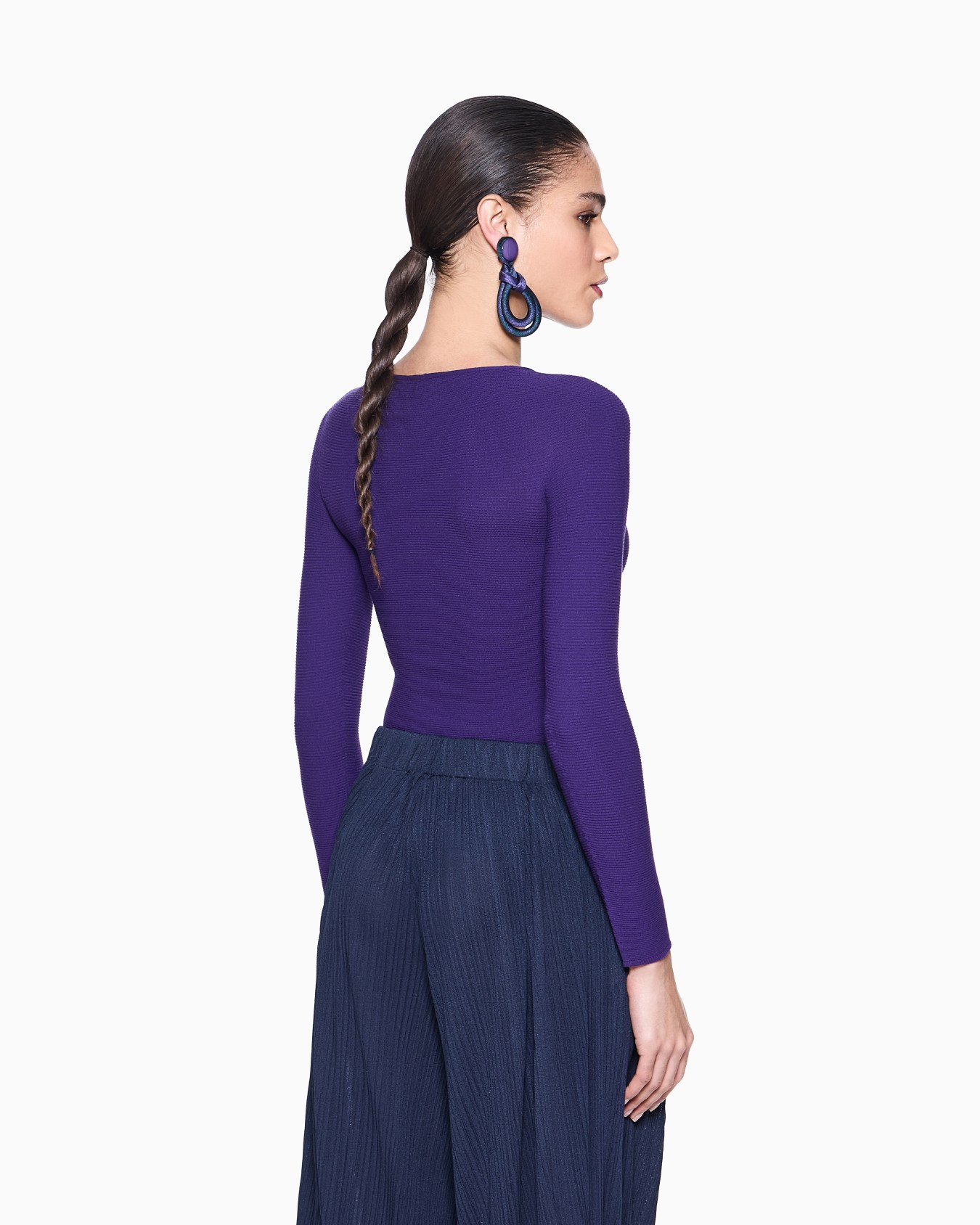 Links-stitch viscose long-sleeved jumper Slide 2