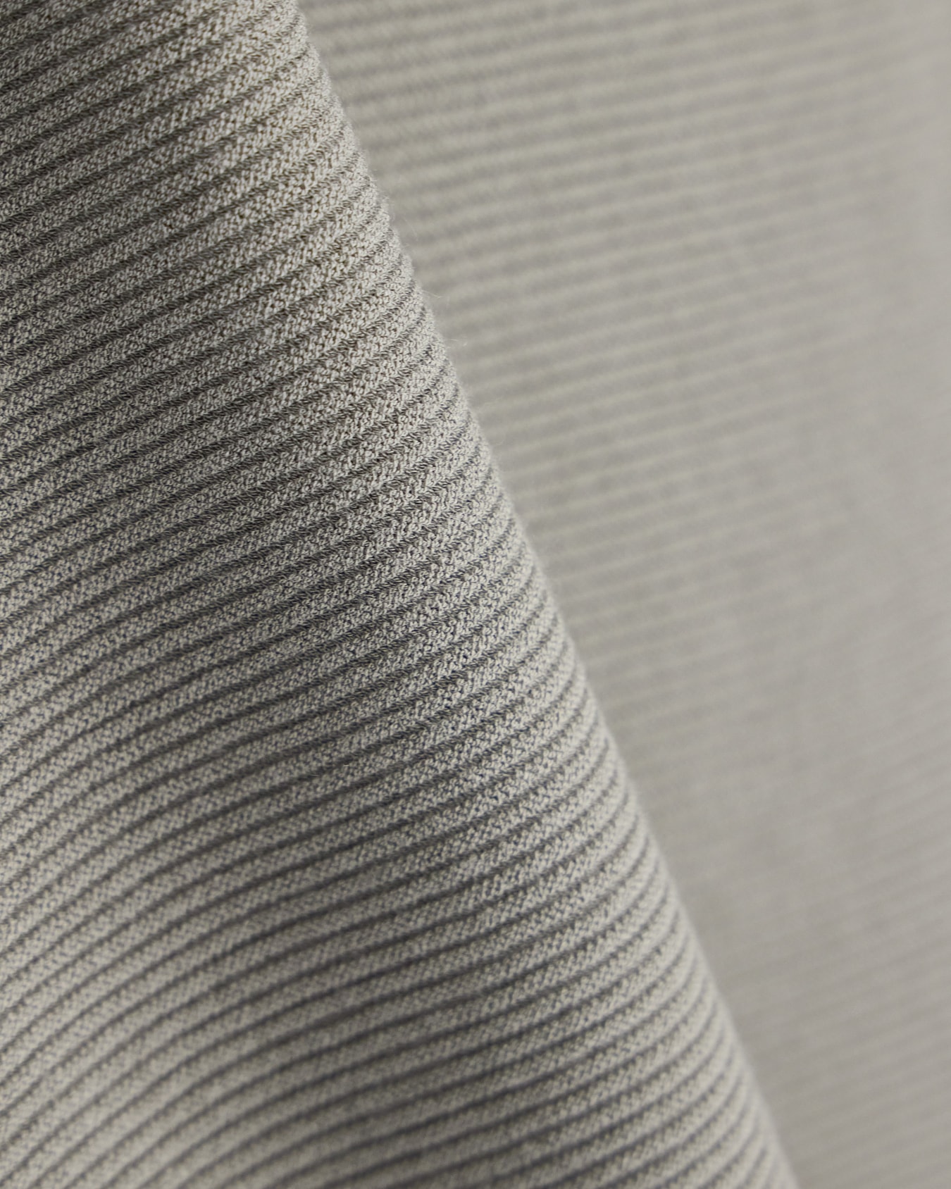 Crew neck jumper in seamless viscose blend  Slide 2