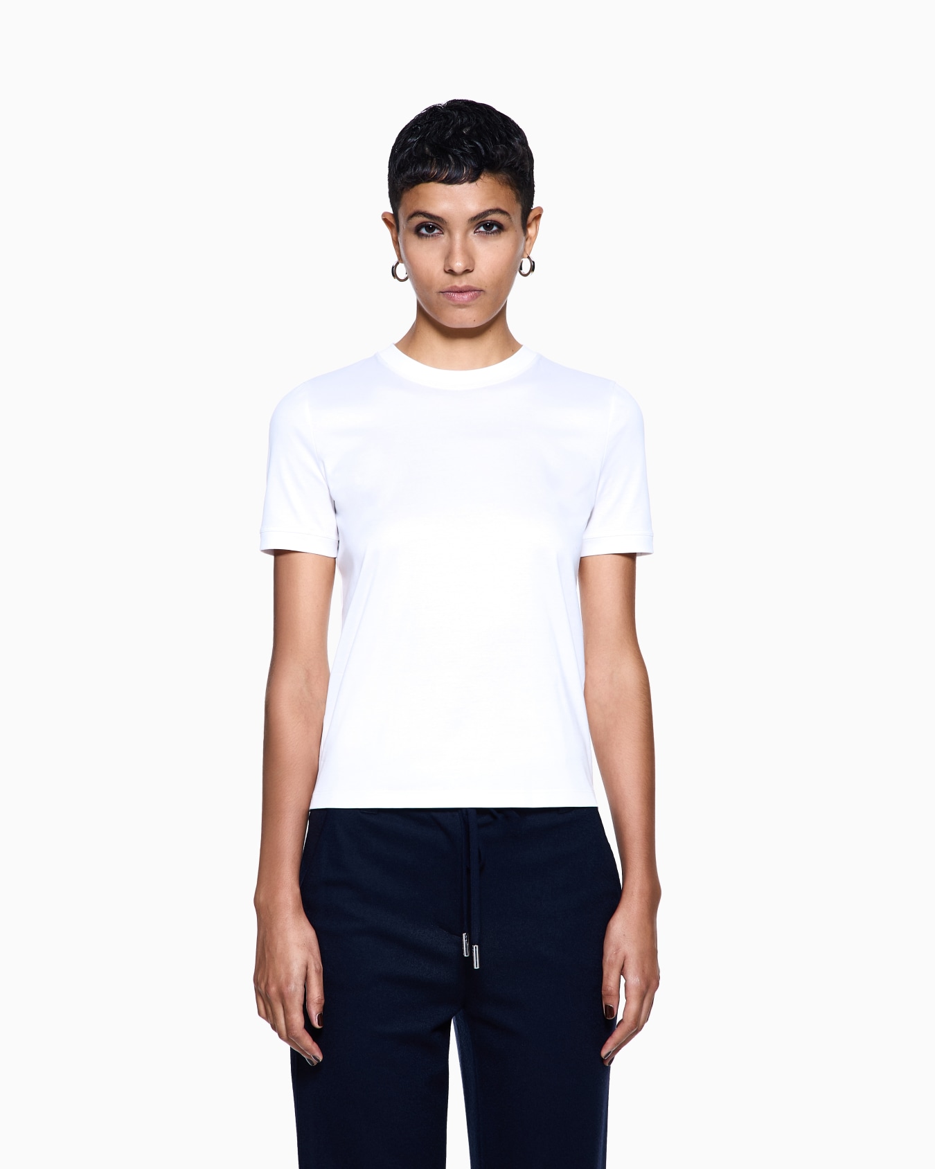 Short-sleeved crew-neck jumper in pure cashmere Slide 3