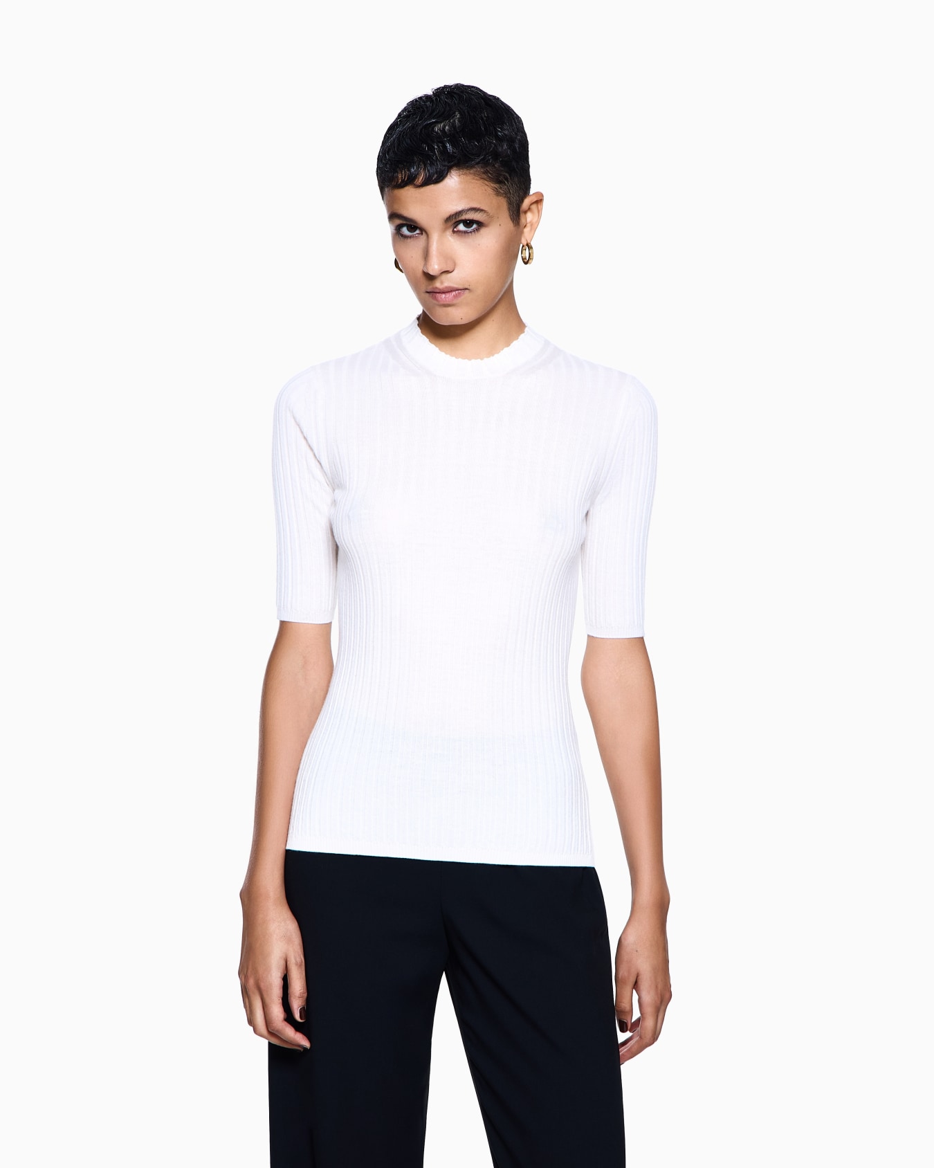 Pure cashmere ribbed crew-neck jumper Slide 2