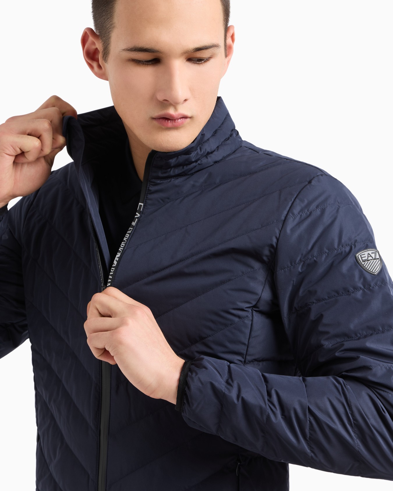 Premium Shield packable down jacket Slide 4