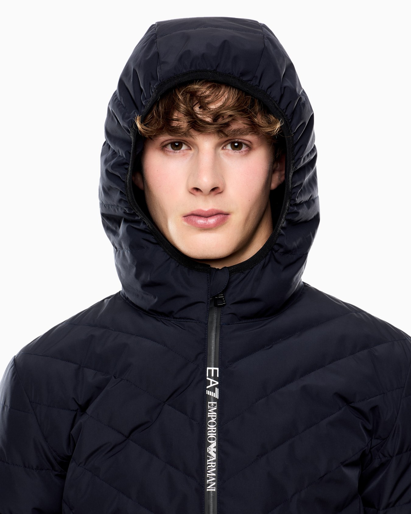 Premium Shield packable hooded down jacket Slide 4