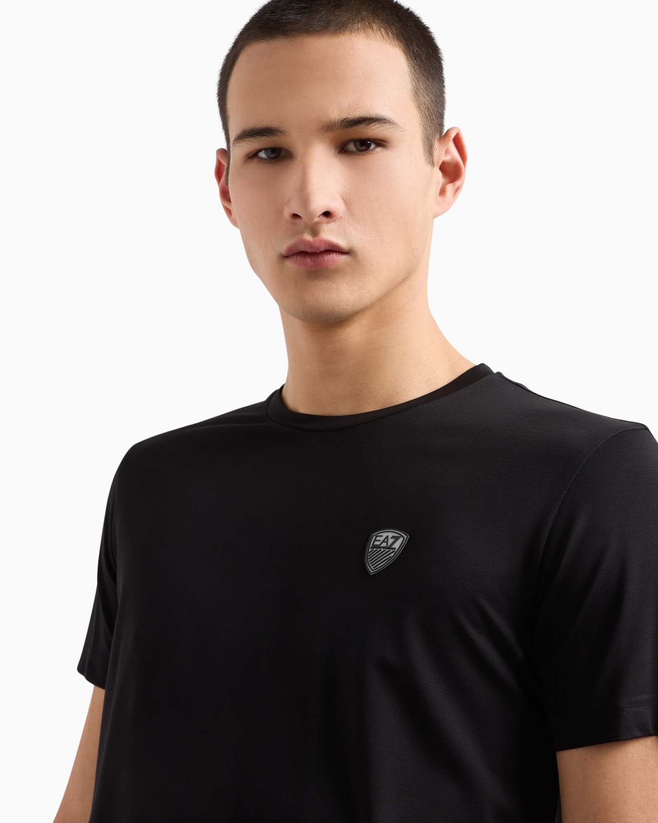 Premium Shield T-Shirt mit Rundhalsausschnitt aus einer elastischen Viskose-Mischung Folie 4