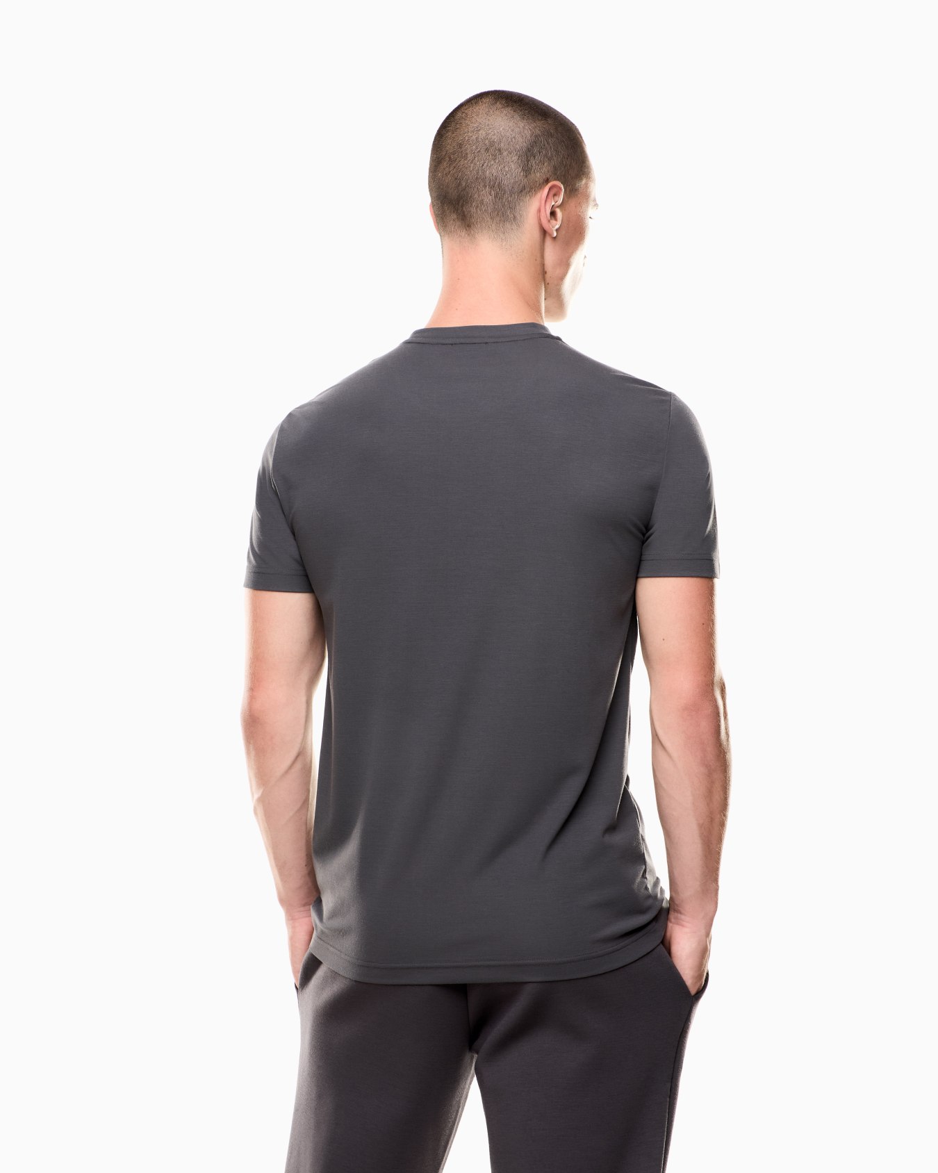 T-shirt girocollo Premium Shield in misto viscosa Slide 2