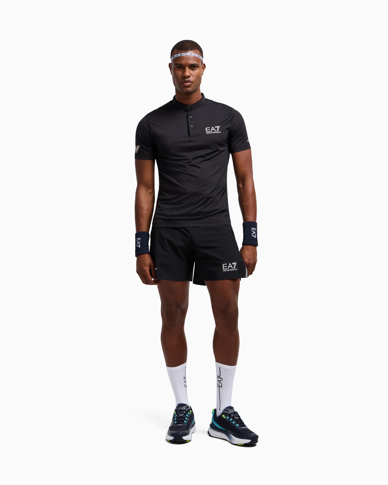 Tennis Pro Henley-collar polo shirt in VENTUS7 technical fabric Slide 1