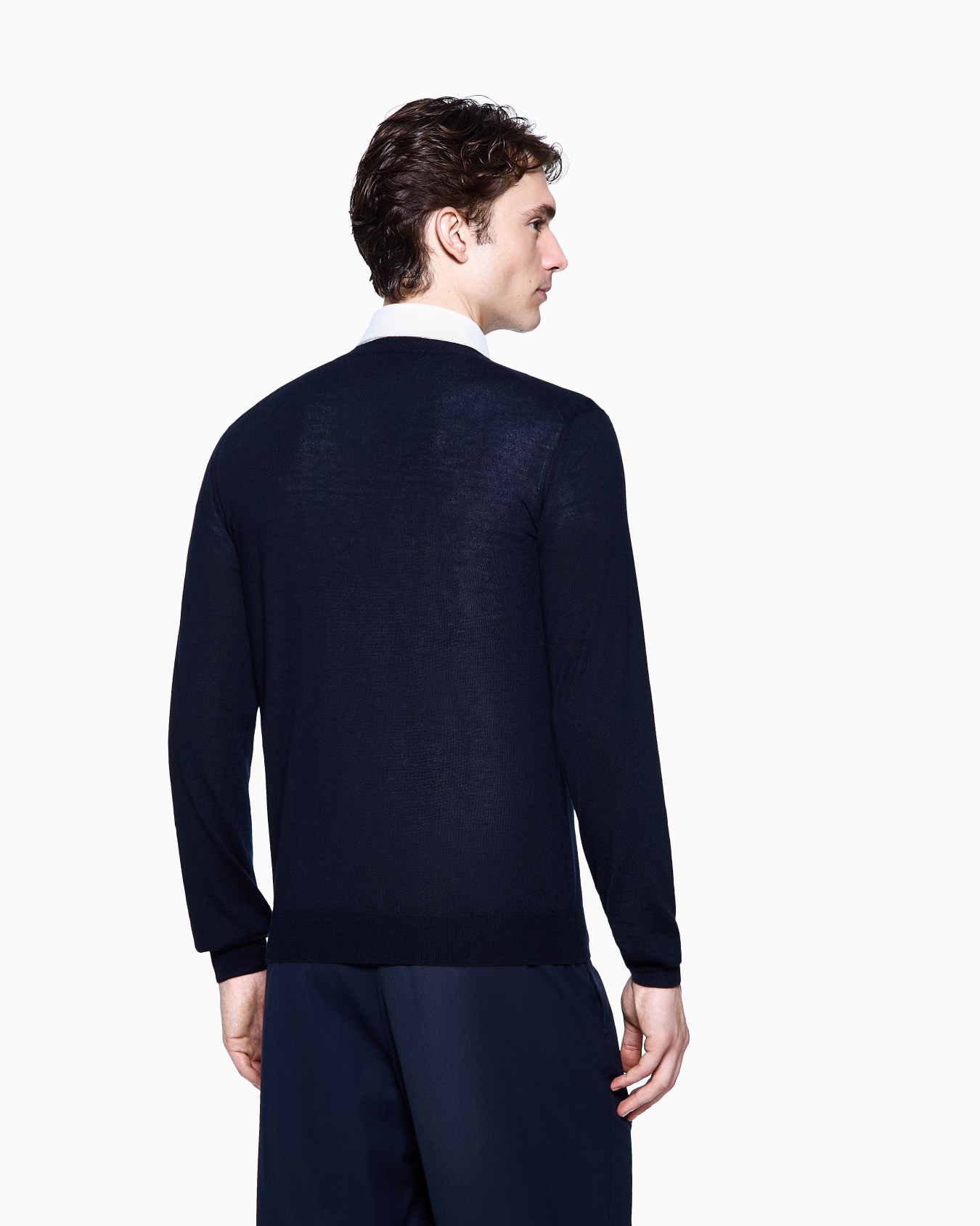 Cashmere cardigan with buttons Slide 2