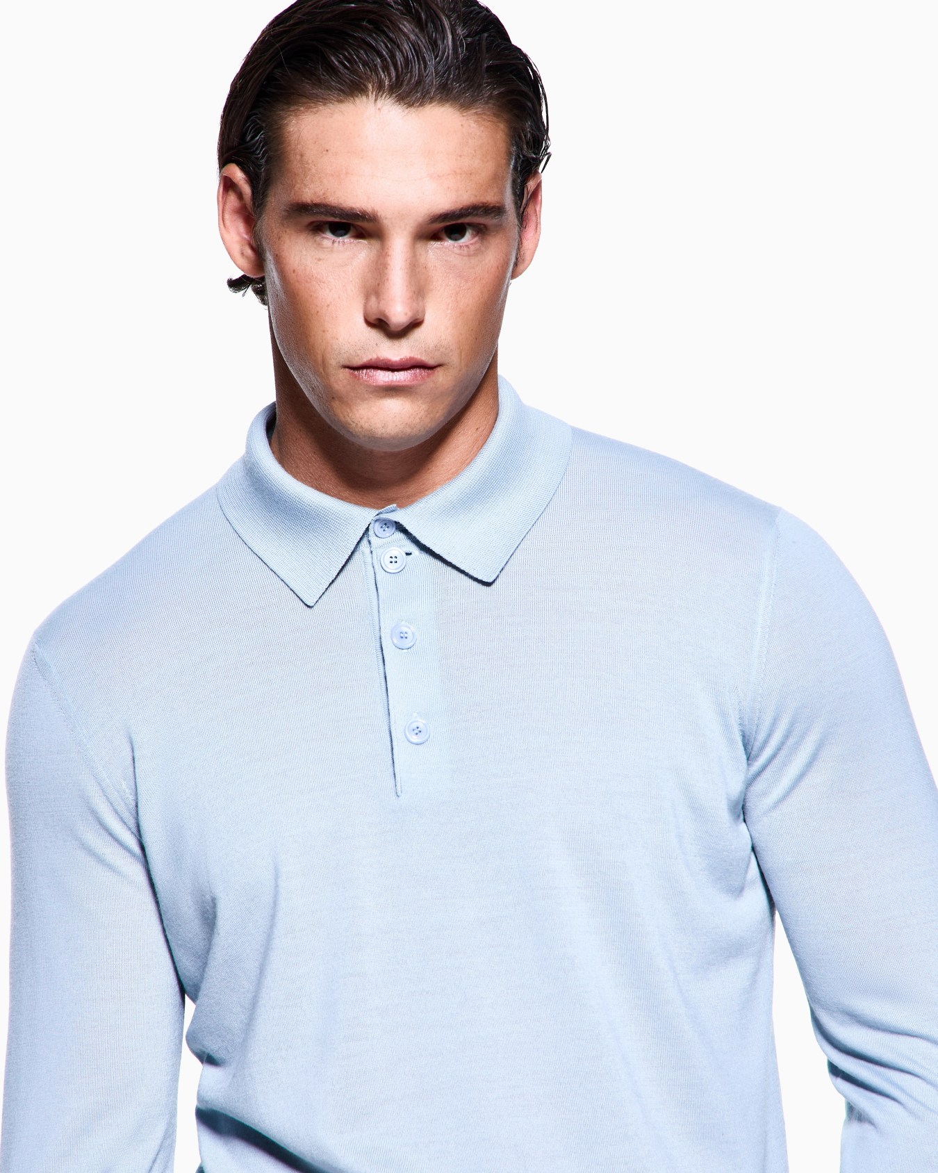 Long-sleeved polo shirt in virgin wool Slide 4