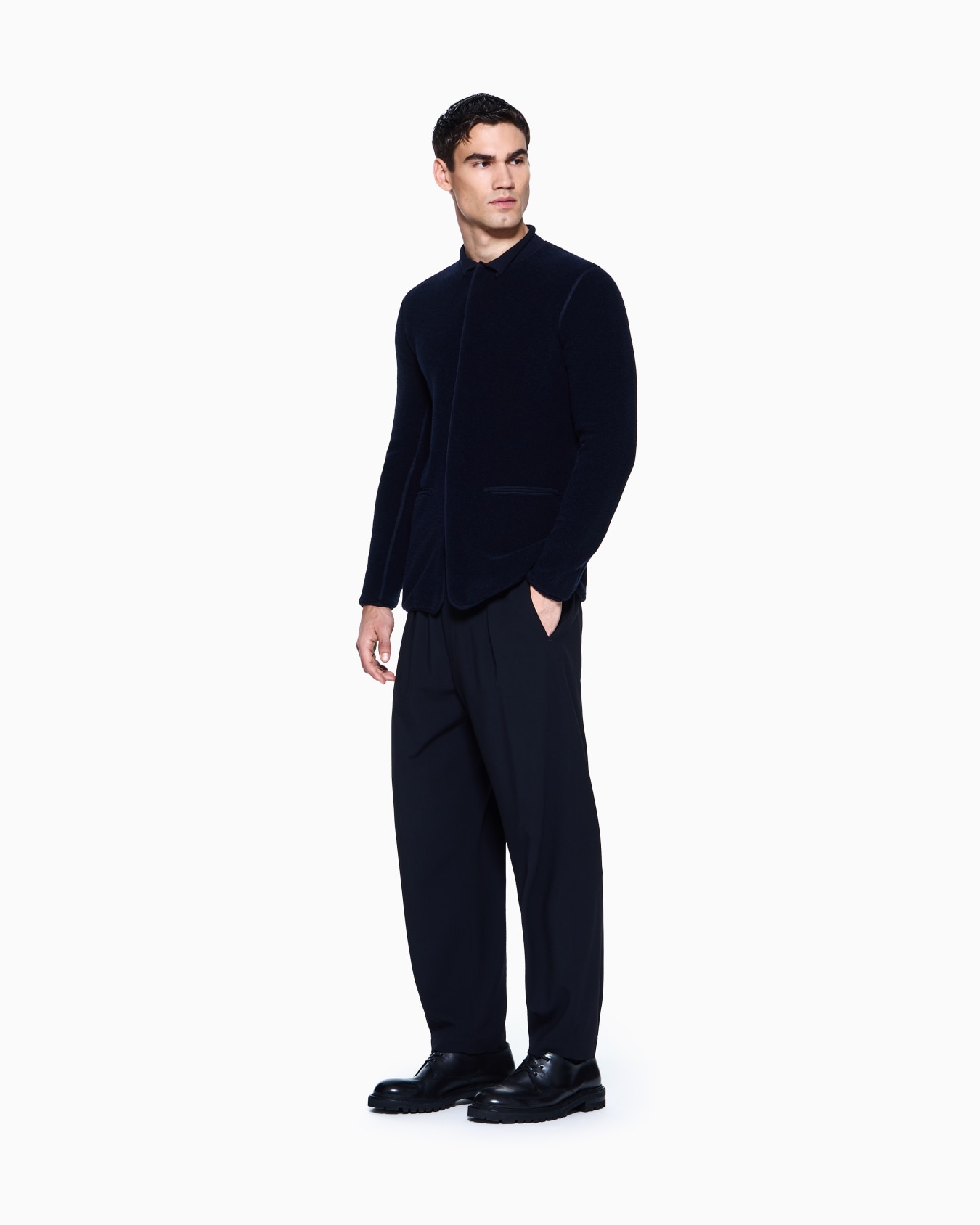 ニットポロシャツ スライドする 1