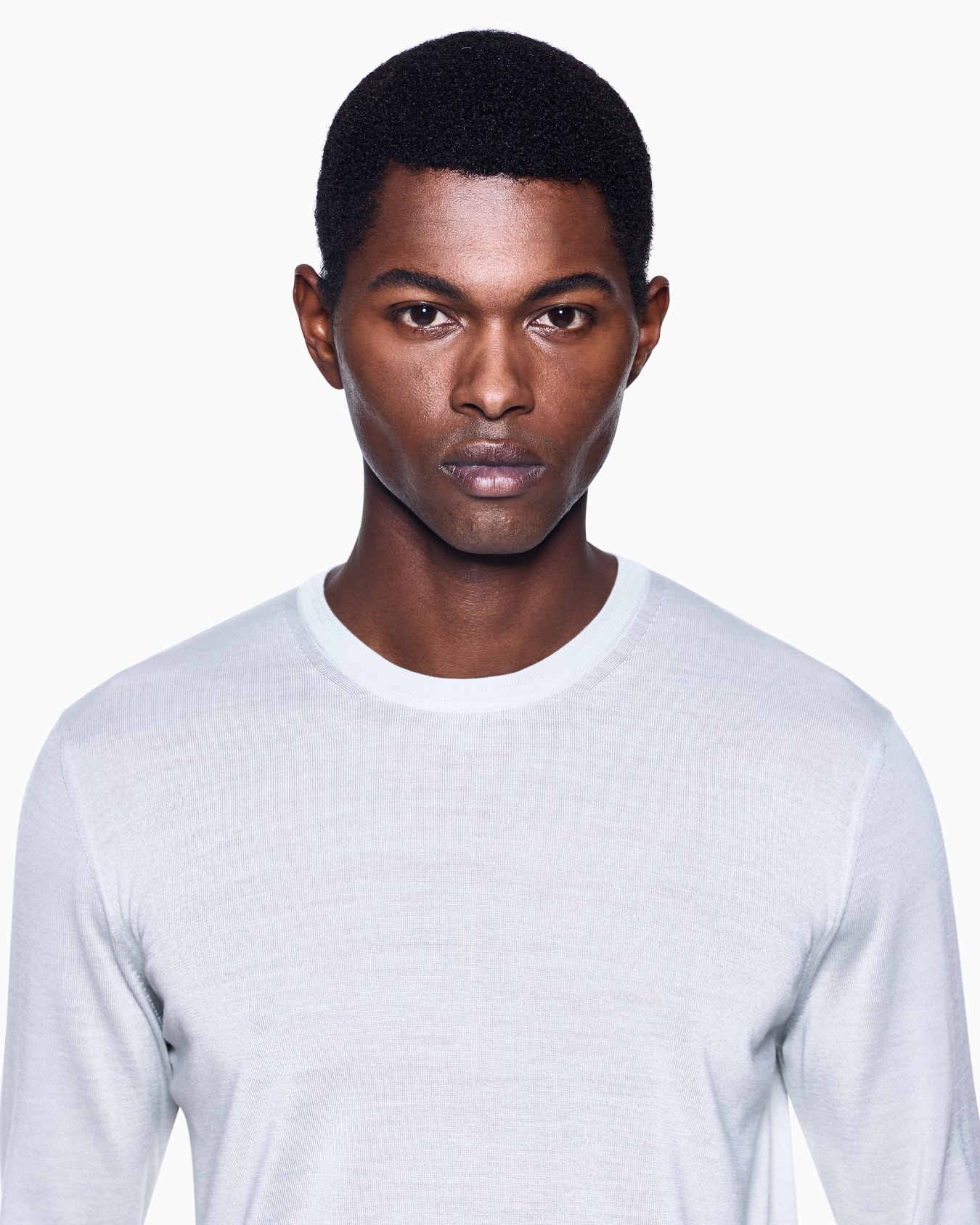 Virgin-wool, crew-neck jumper Slide 6