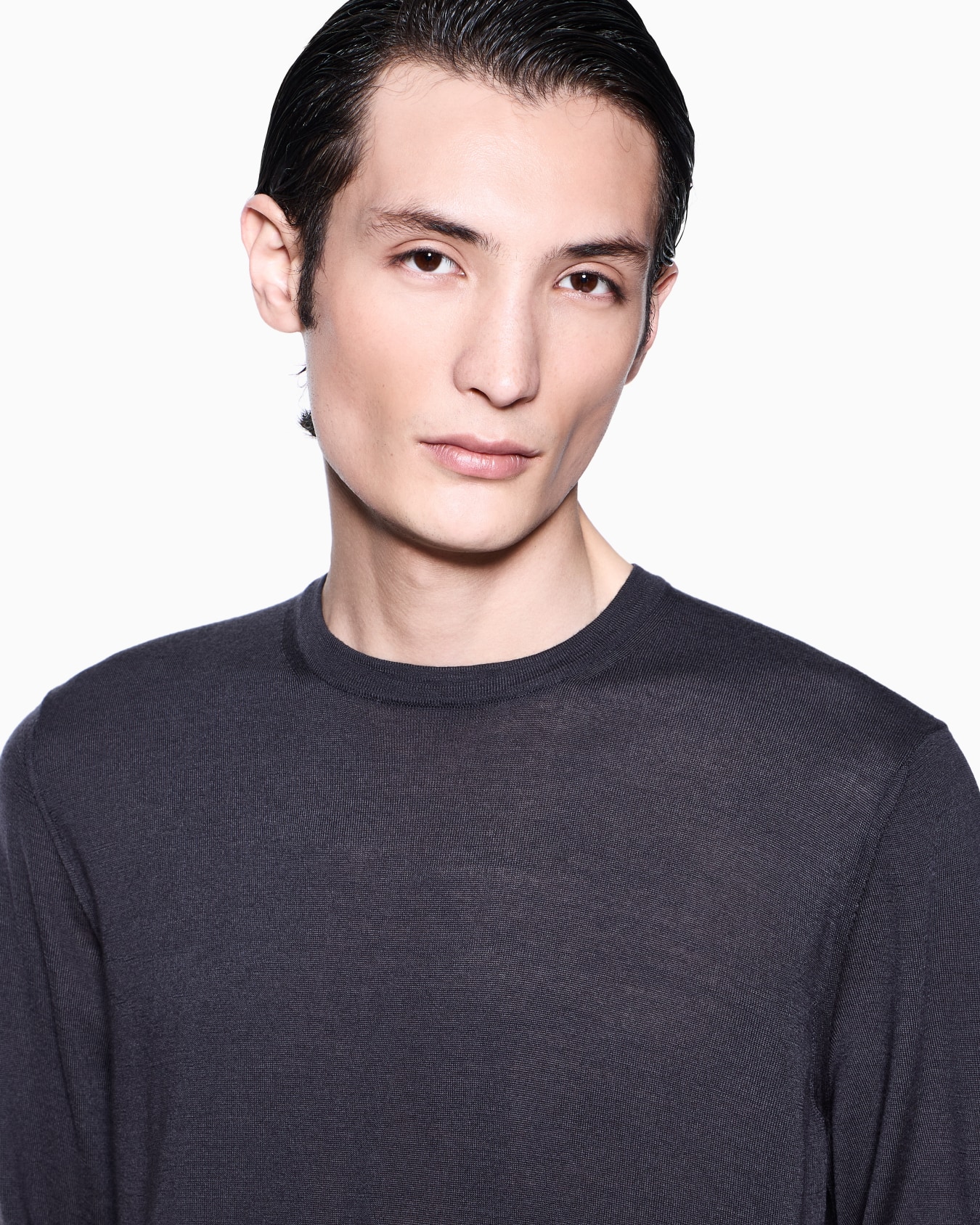 Virgin-wool, crew-neck jumper Slide 4