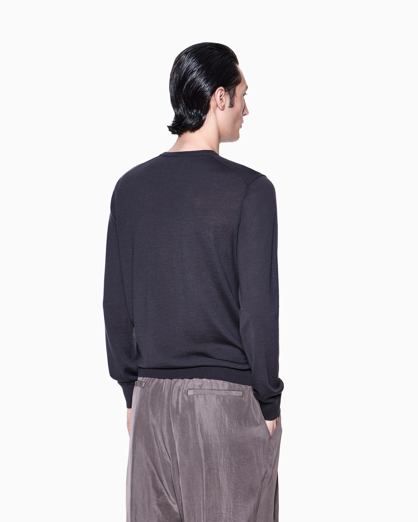 Virgin-wool, crew-neck jumper Slide 2