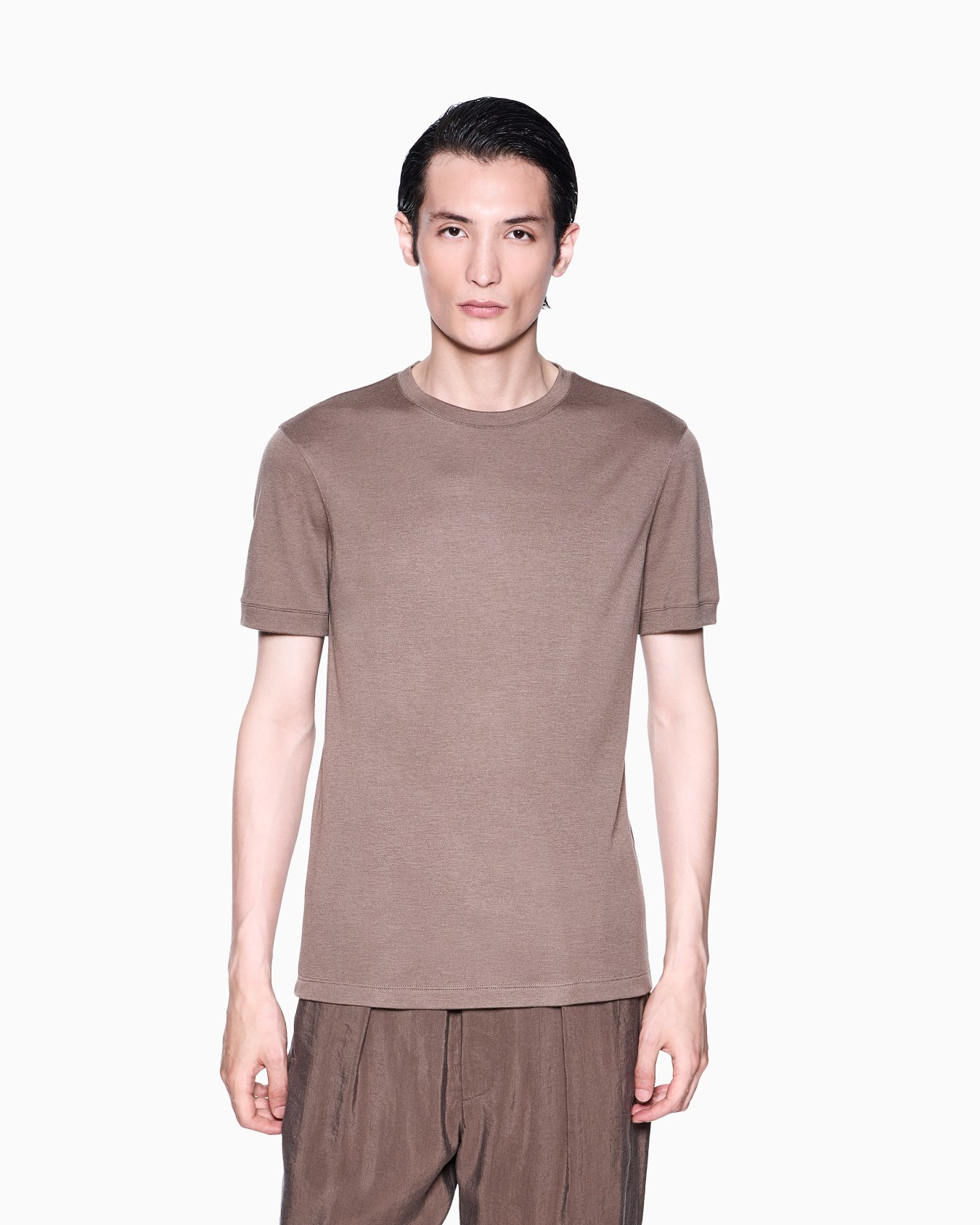 Maglia girocollo a maniche corte in interlock di cashmere  Slide 3