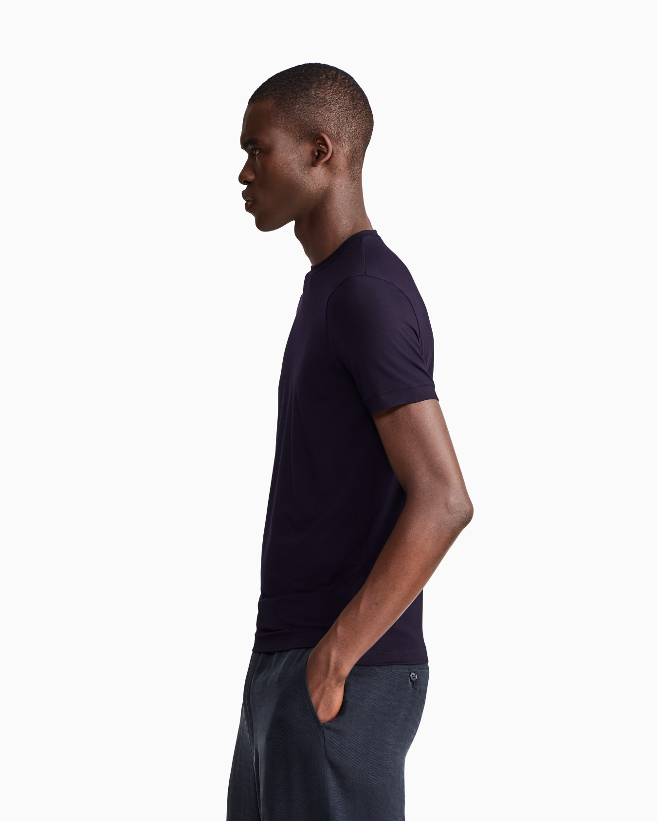 T-shirt ras-du-cou en jersey de viscose stretch  Diapositive 7