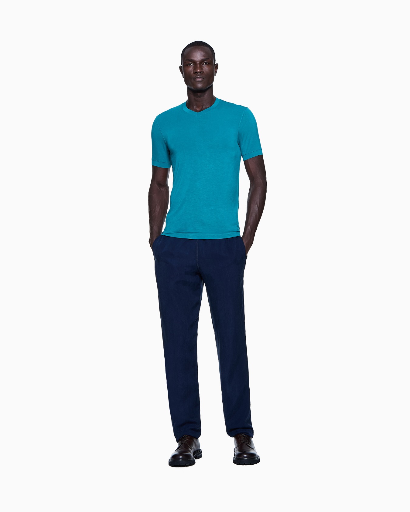 Stretch viscose jersey, V-neck Icon T-shirt Slide 1