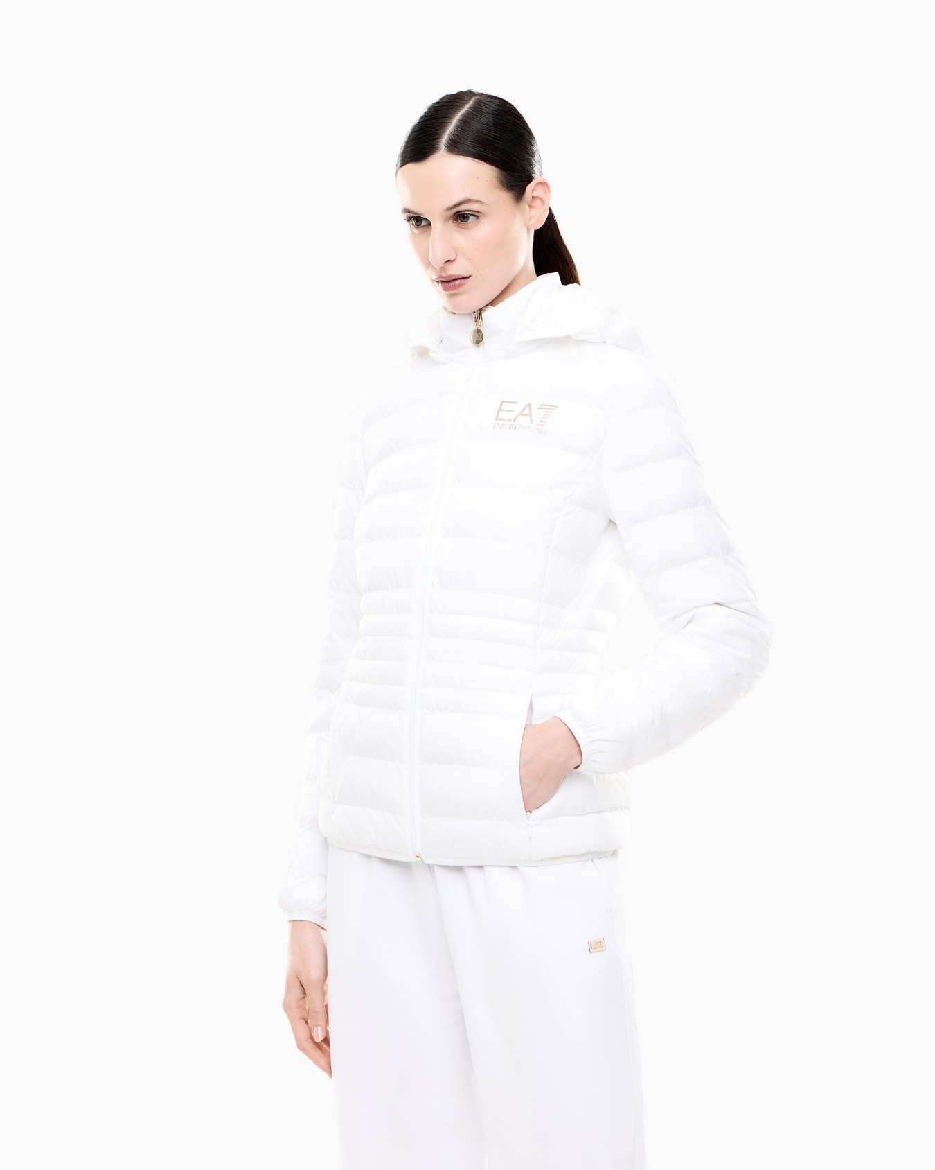 Core Lady recycled technical fabric padded hooded jacket Slide 3