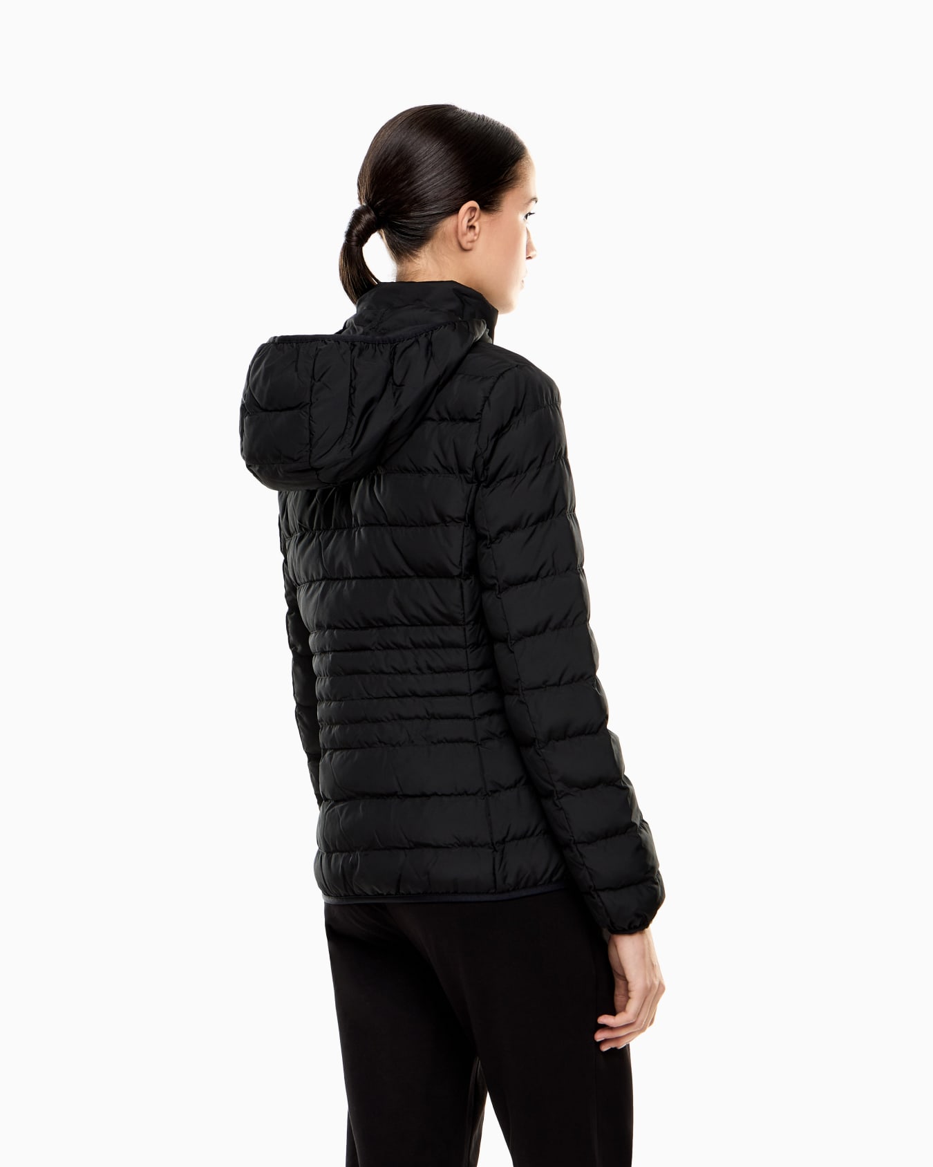 Chaqueta acolchada Core Lady de tejido técnico reciclado con capucha Diapositiva 2
