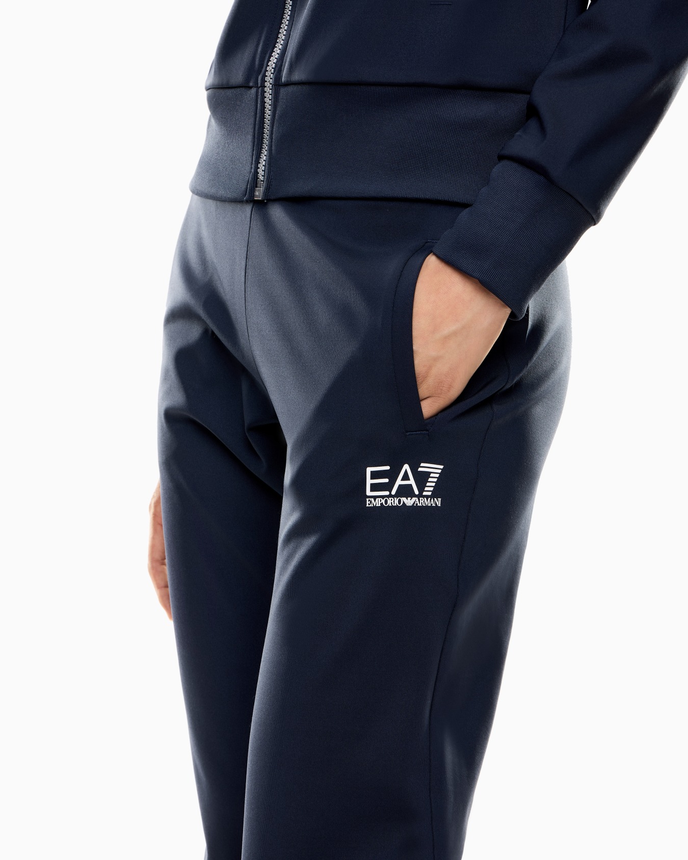 Tennis Pro tracksuit in VENTUS7 technical fabric Slide 4
