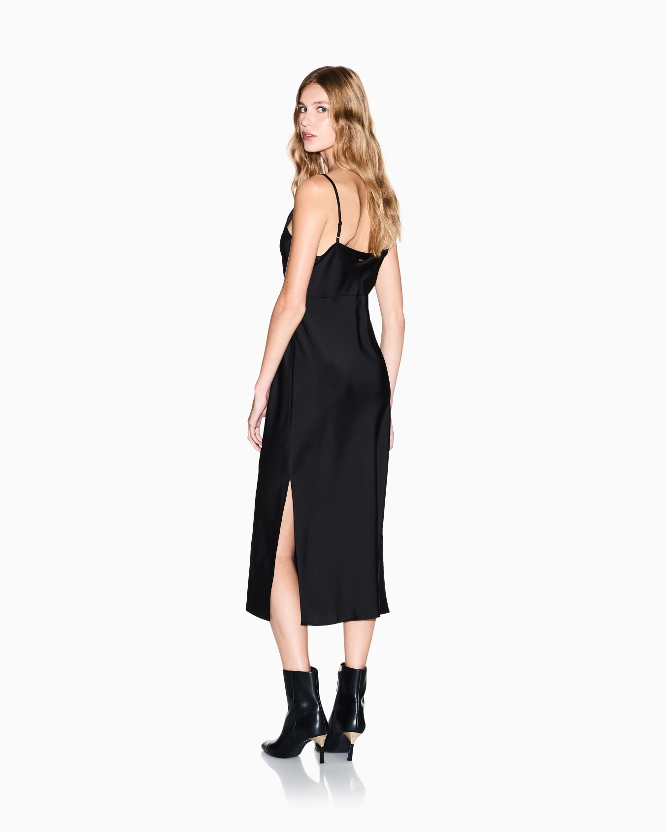 Shiny satin midi dress Slide 2