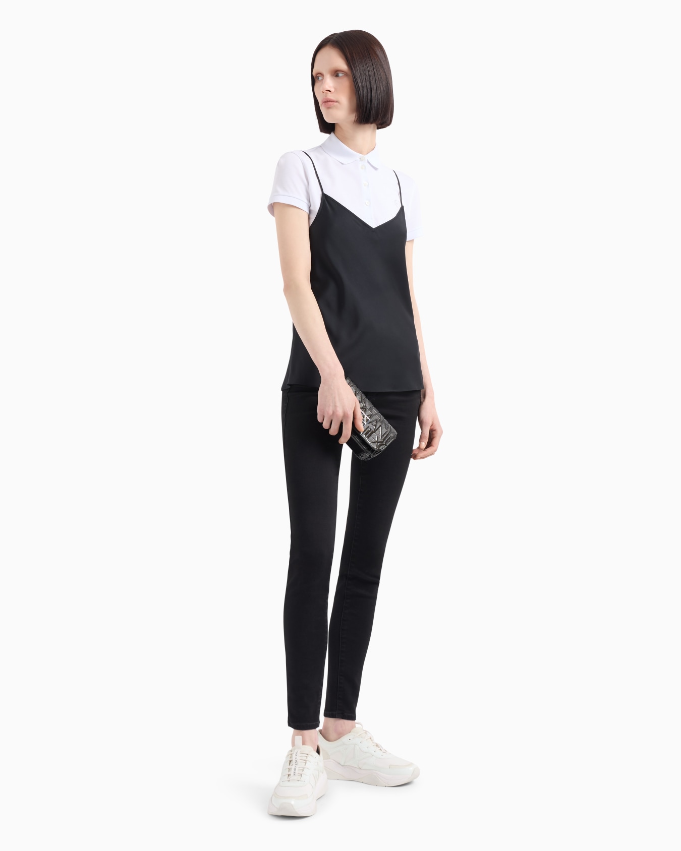 Slim fit piquet polo with round logo Slide 3