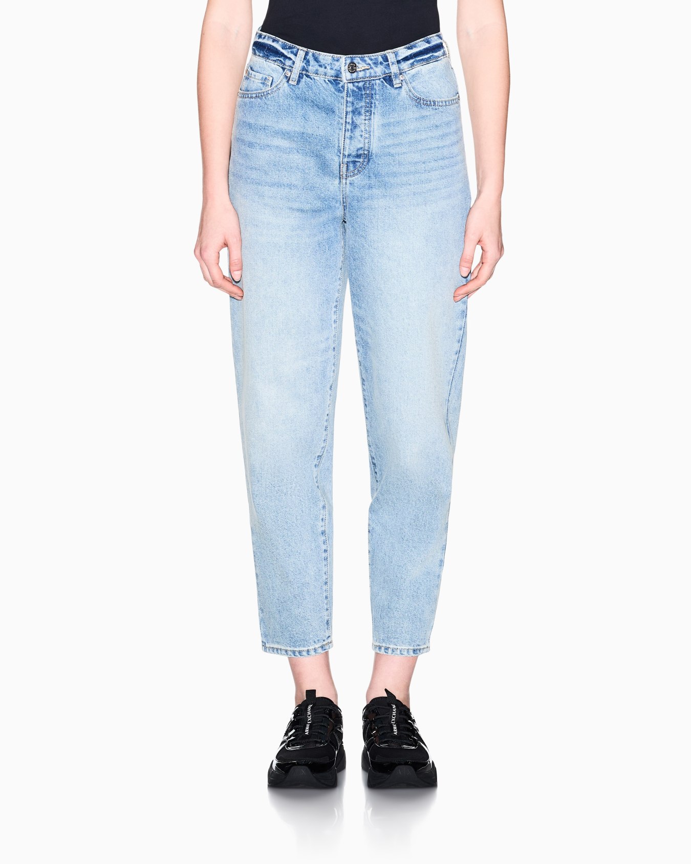 J51 carrot fit jeans in stiff denim with embroidered monogram Slide 3