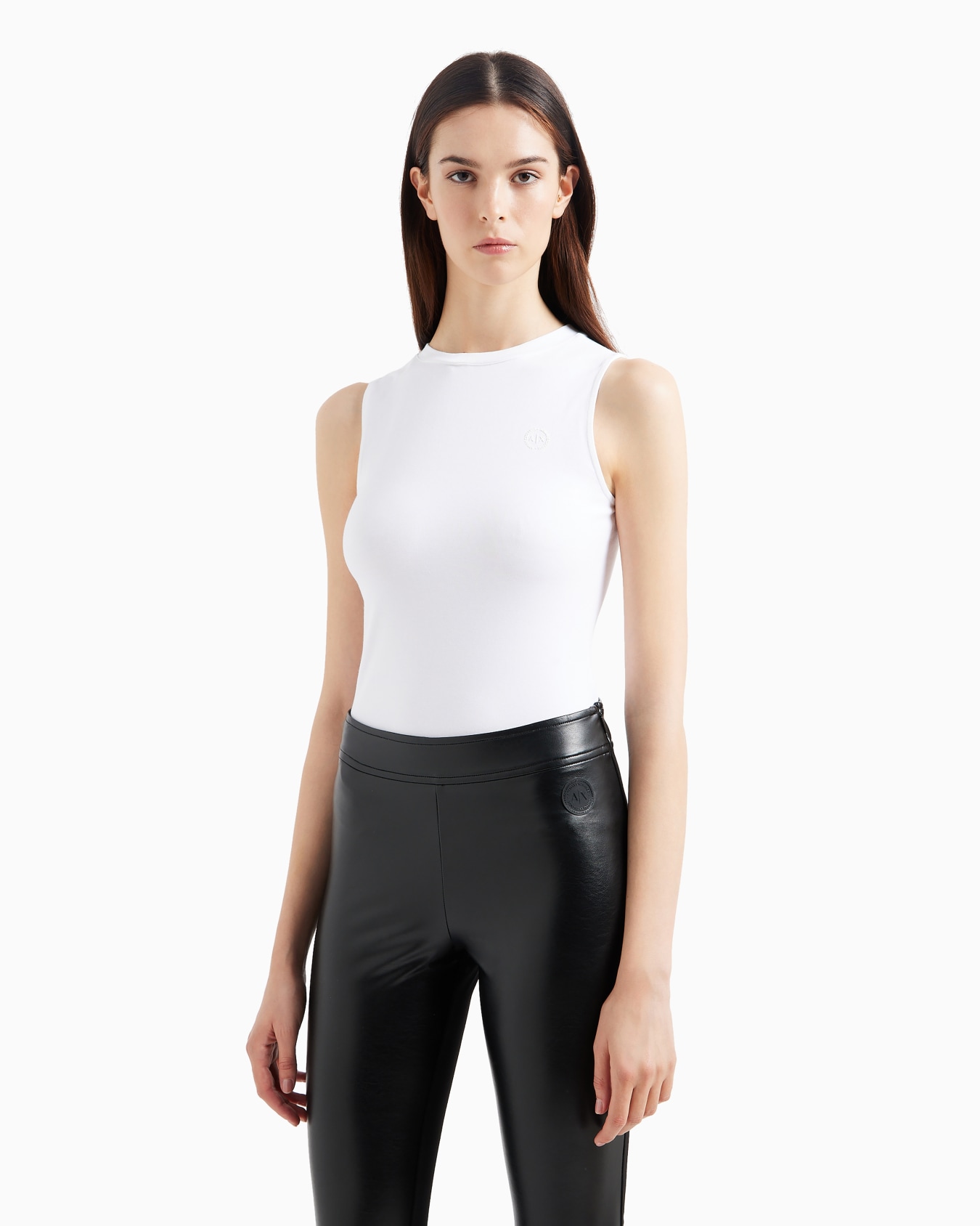 Top con cuello alto Diapositiva 1