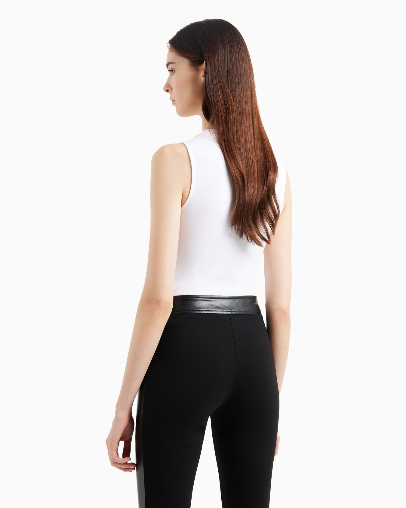 Top con cuello alto Diapositiva 2