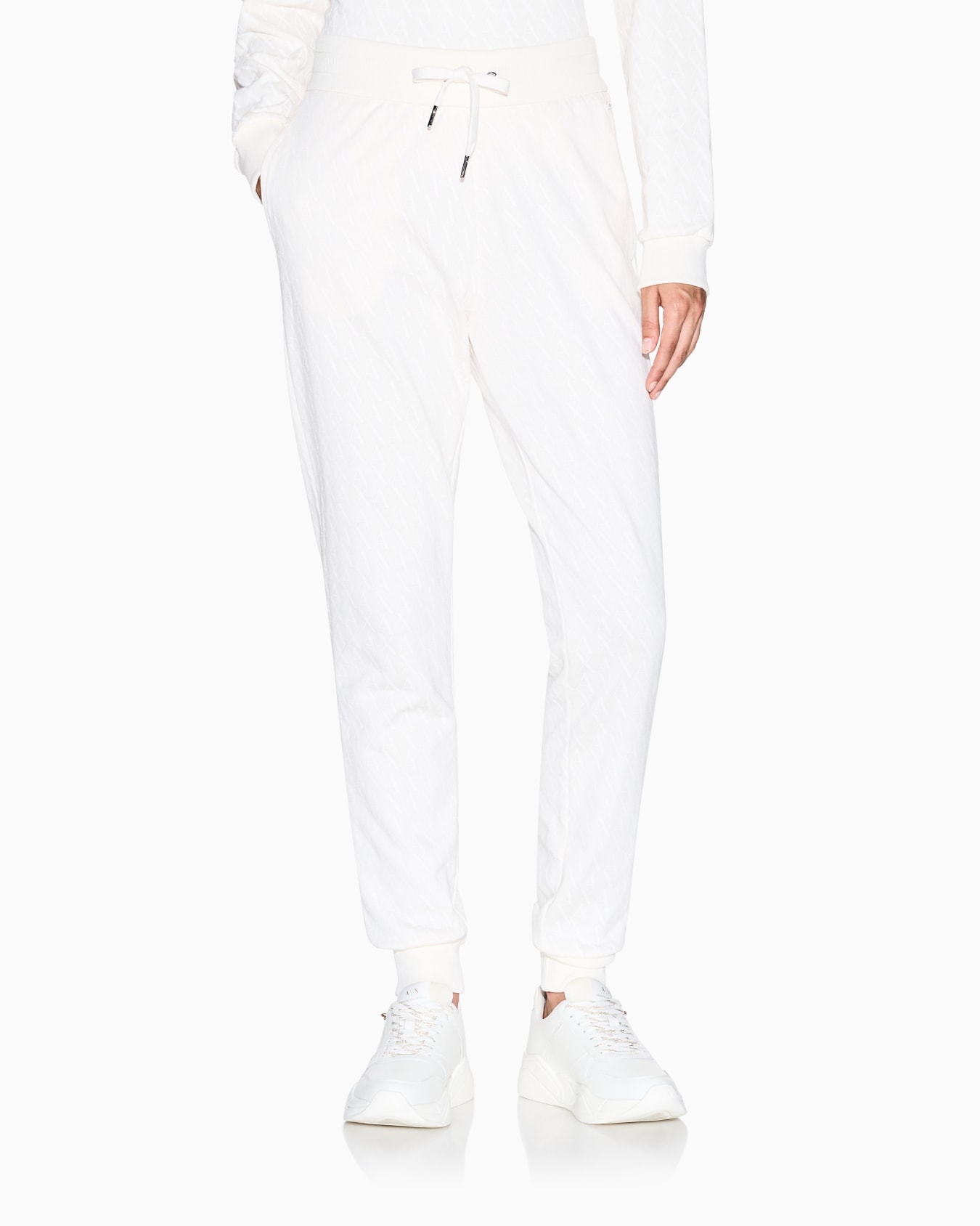 Hose aus fließendem Stoff Folie 3