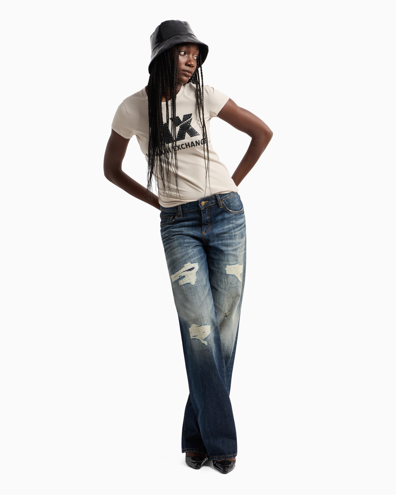 Camiseta slim fit con logo de strass Diapositiva 3