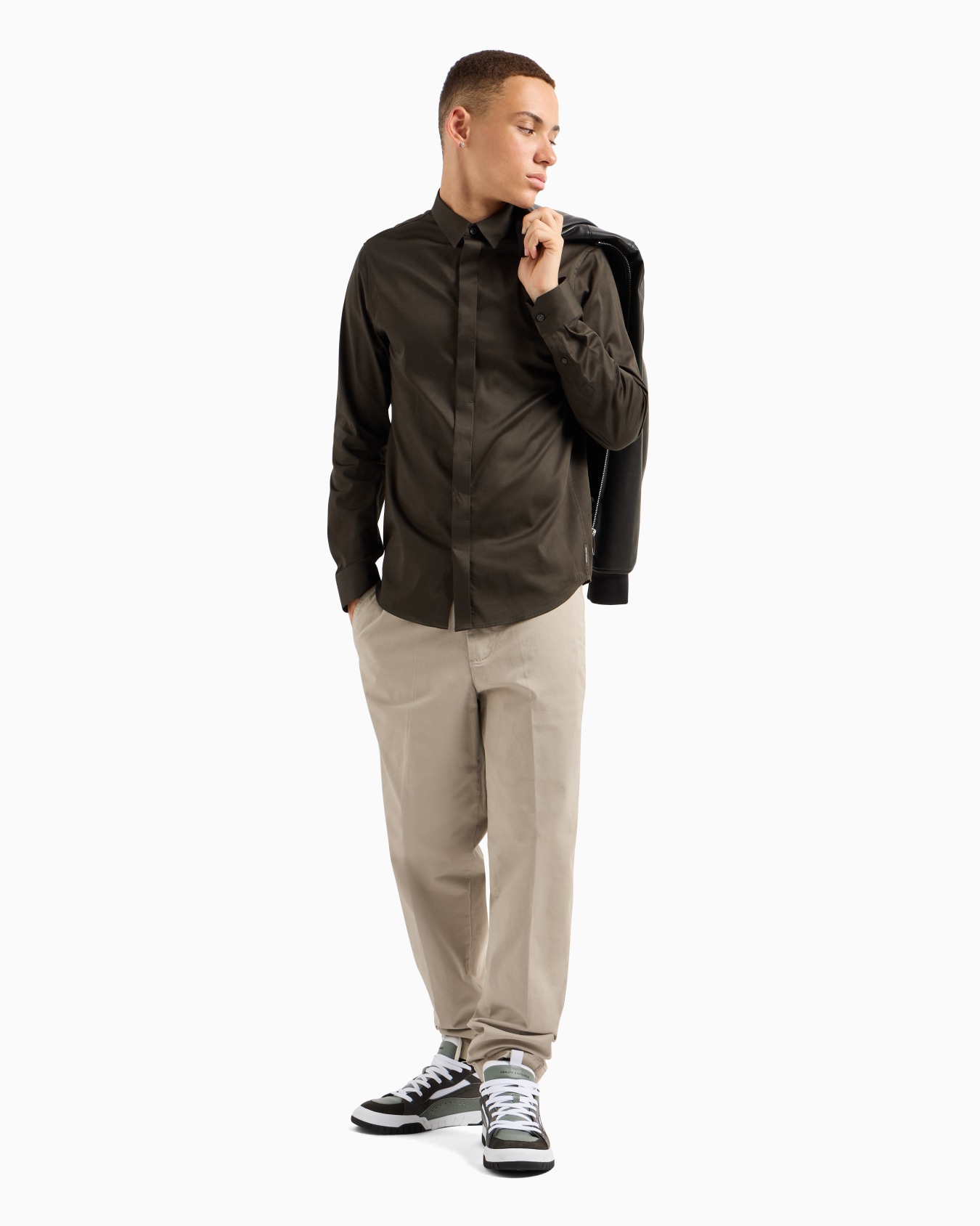 Chemise Slim Fit en satin stretch Diapositive 3