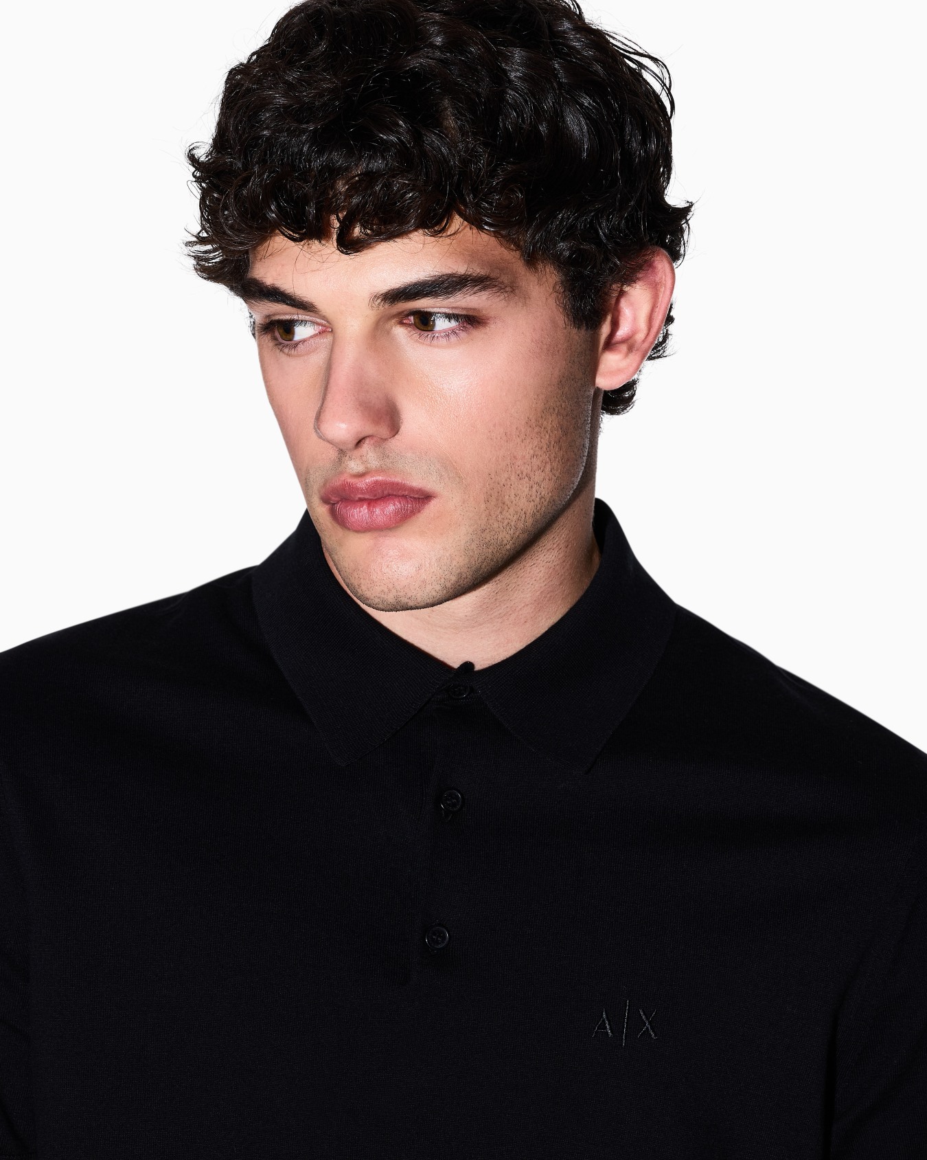 Polo in piquet con dettagli a contrasto Slide 4