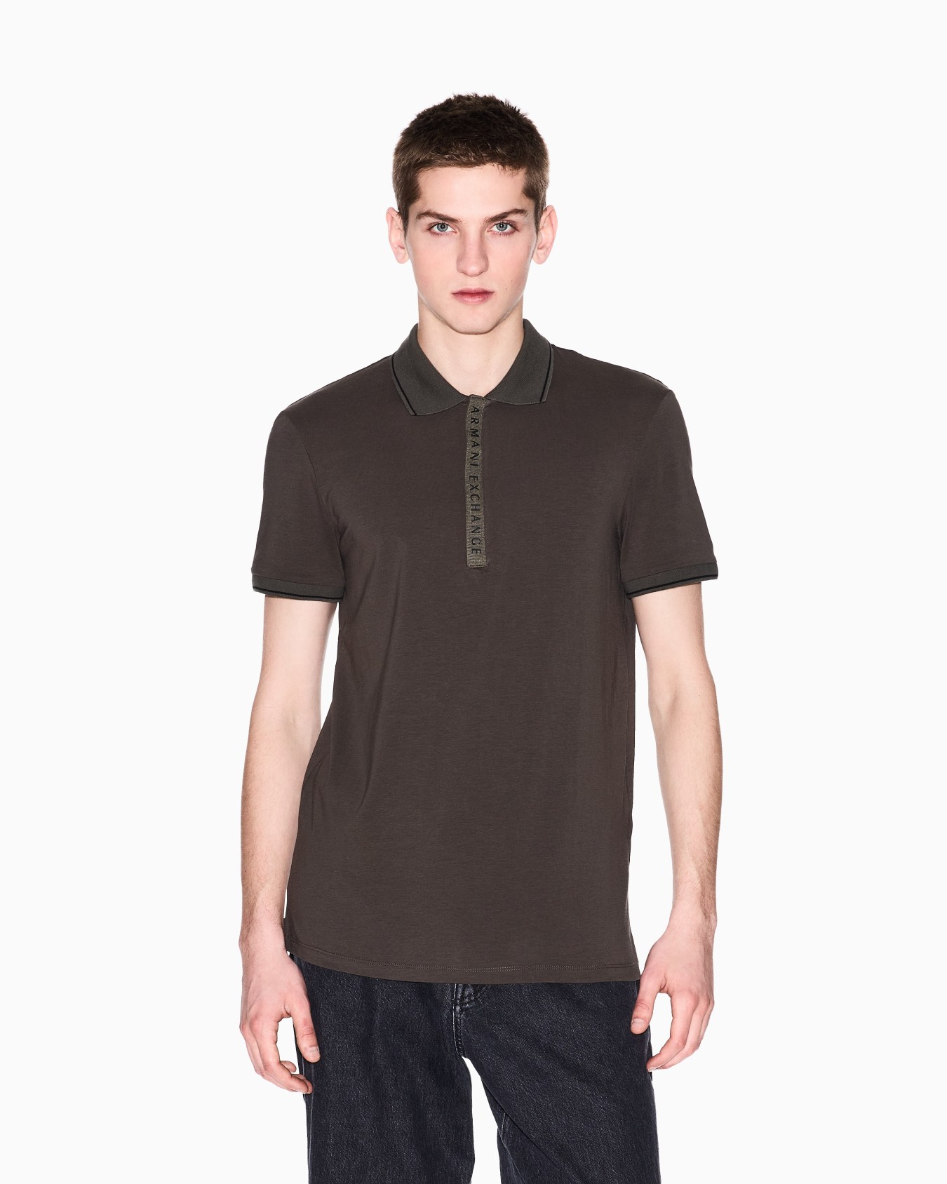 Polo with contrasting logo in cotton spandex Slide 3