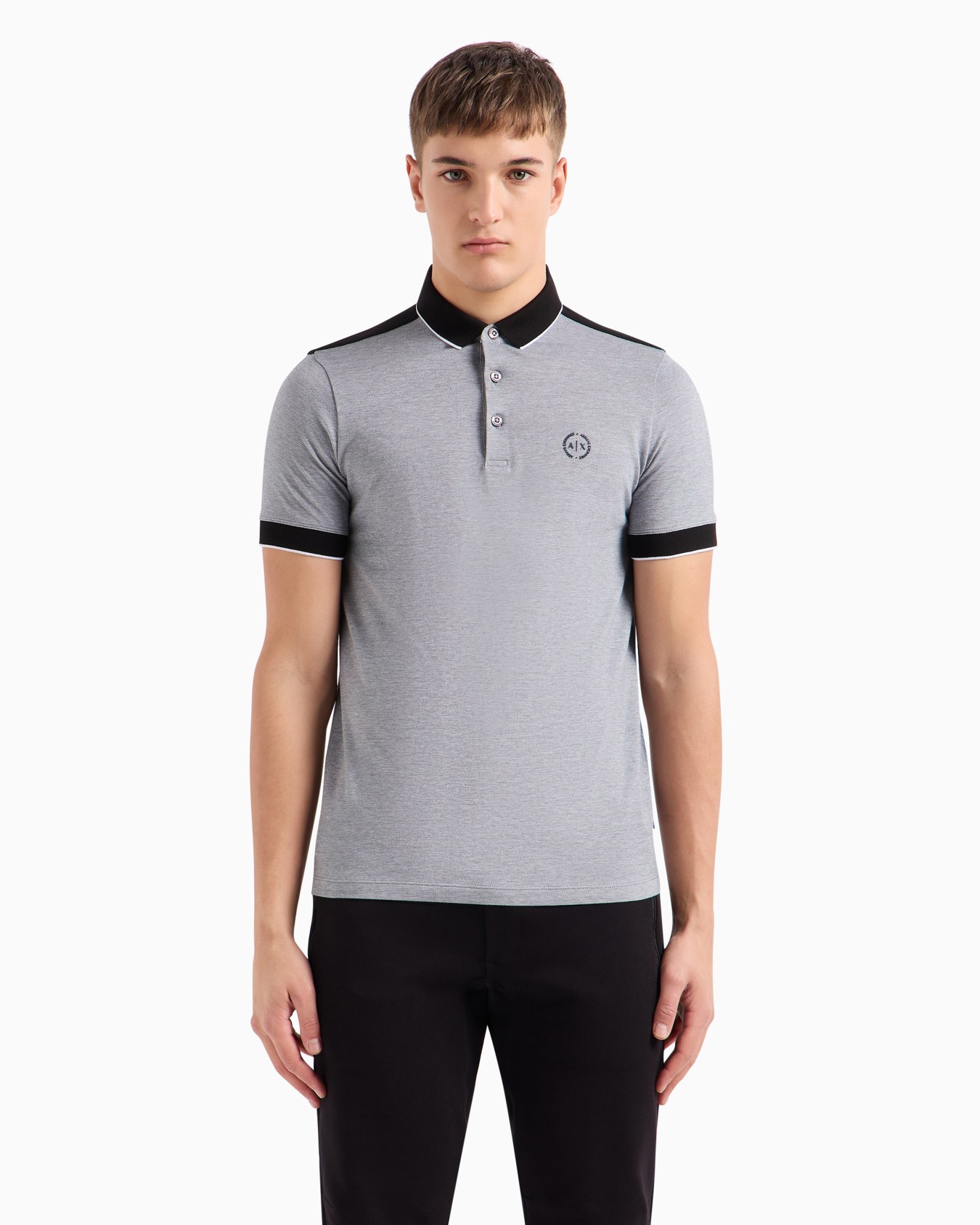 Cotton polo with contrasting details Slide 3