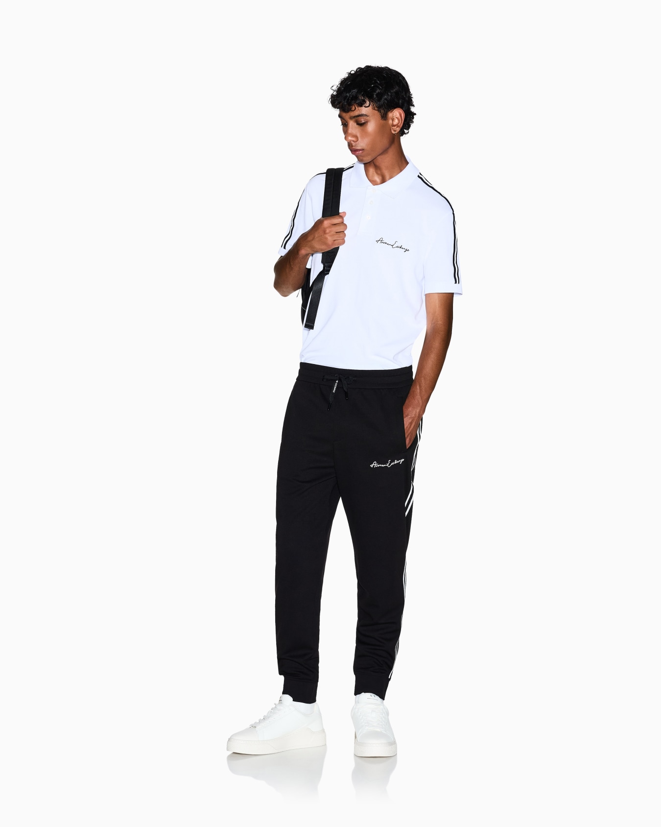 Regular fit polo shirt with Signature Logo Slide 1